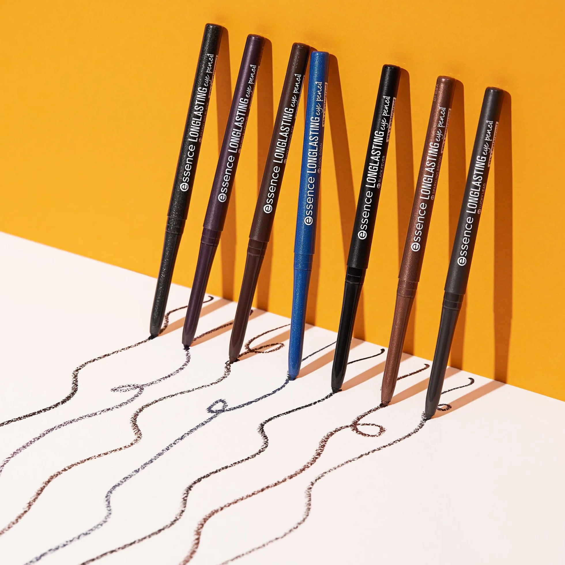 Essence Long-Lasting lápiz de ojos de larga duración definir 0.28g