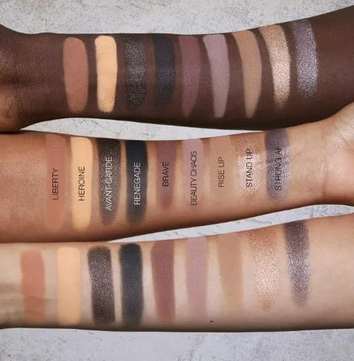 HUDA BEAUTY Original | PRETTY GRUNGE - Paleta de 18 sombras de ojos | Creamy Obsessions - Paleta de sombras de ojos | 16.8 gramos / 0.59 Oz. | by BELLA | EDICIÓN LIMITADA