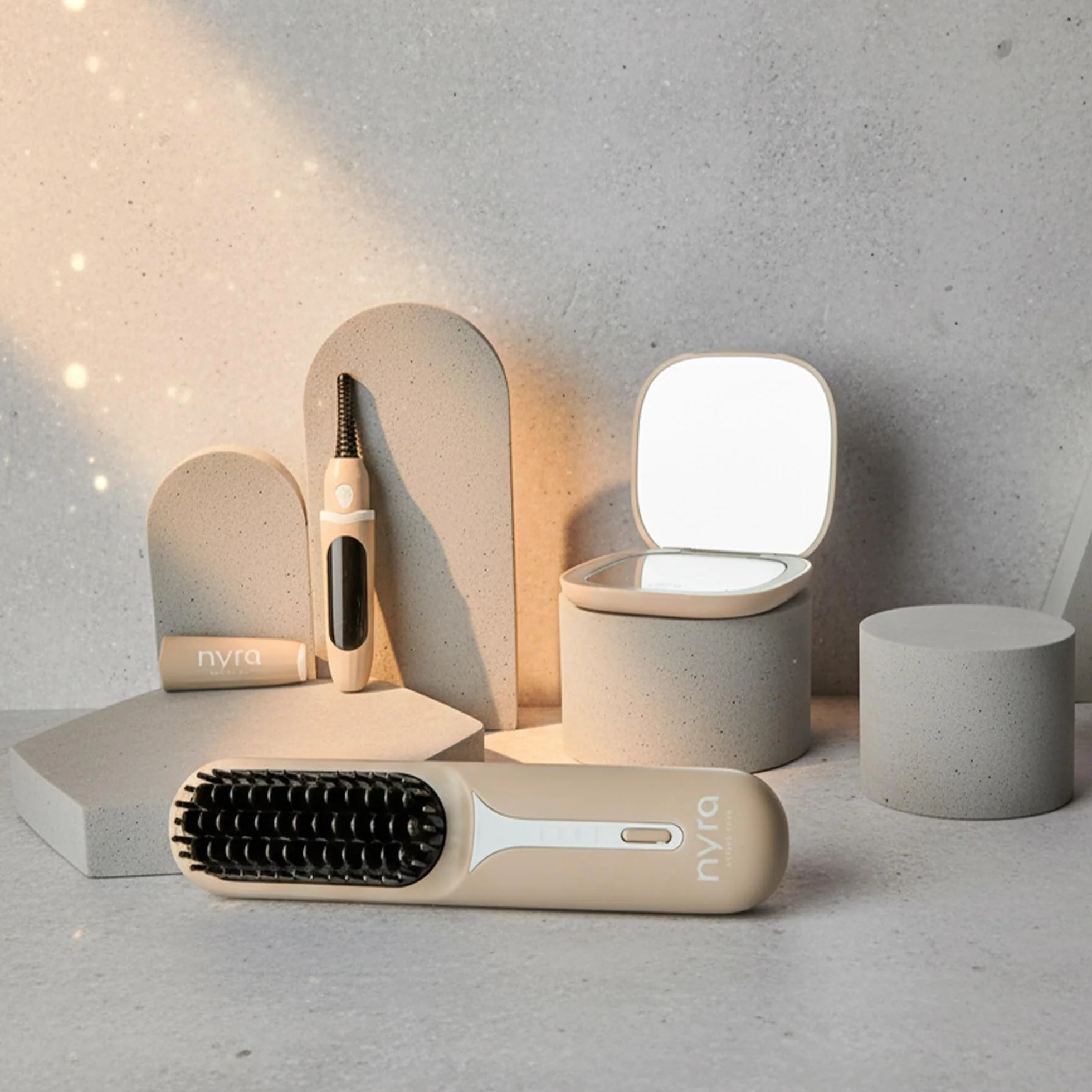 Nyra Espejo LED de Viaje Recargable 3 Modos de Luz Brillo Regulable Aumento x1 x3 Batería 400mAh Carga Tipo C