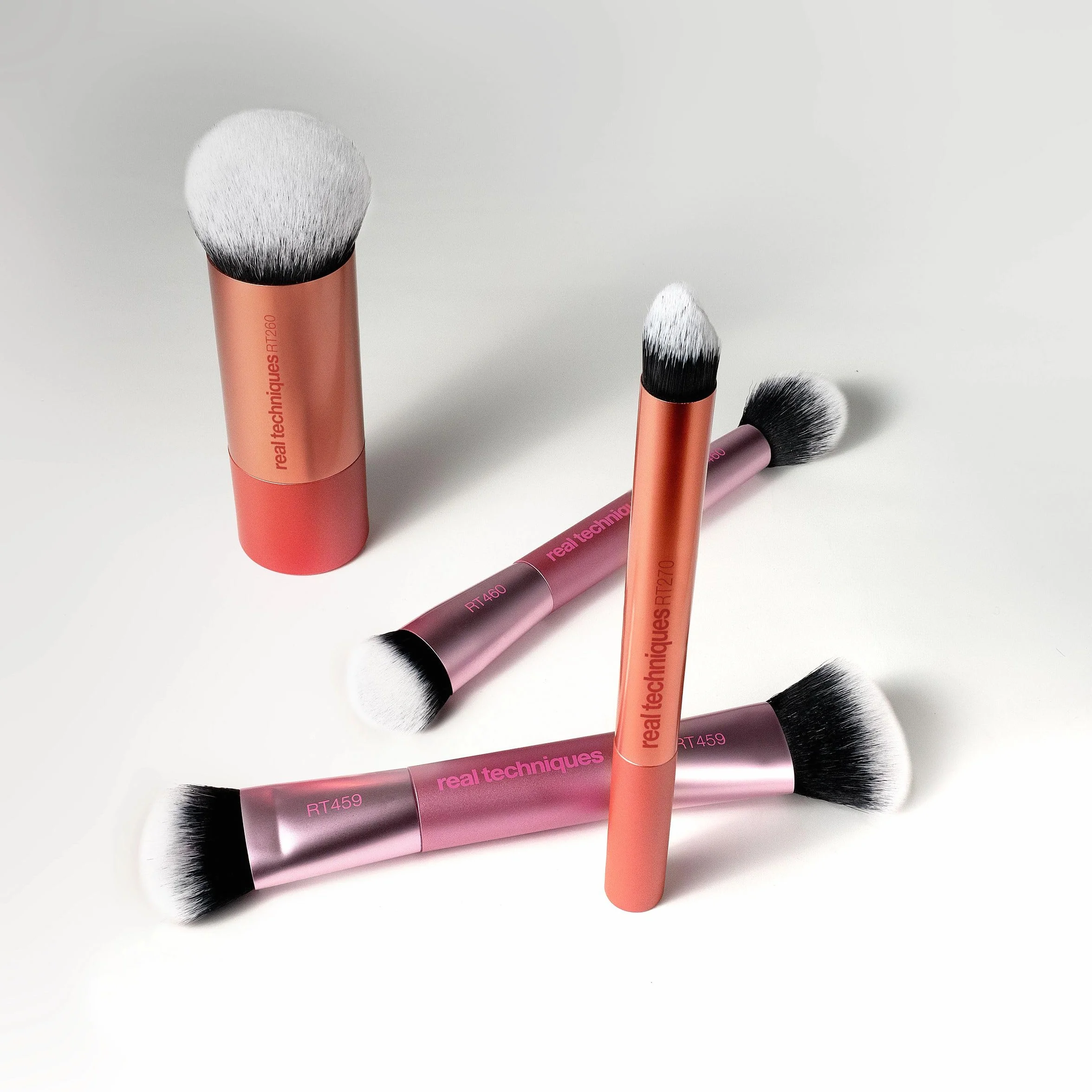 Real Techniques Full Beat Makeup Brush Set, 4 Piece Brush Kit for Foundation, Concealer, Blush, Contour & Highlight, Soft UltraPlush Bristles