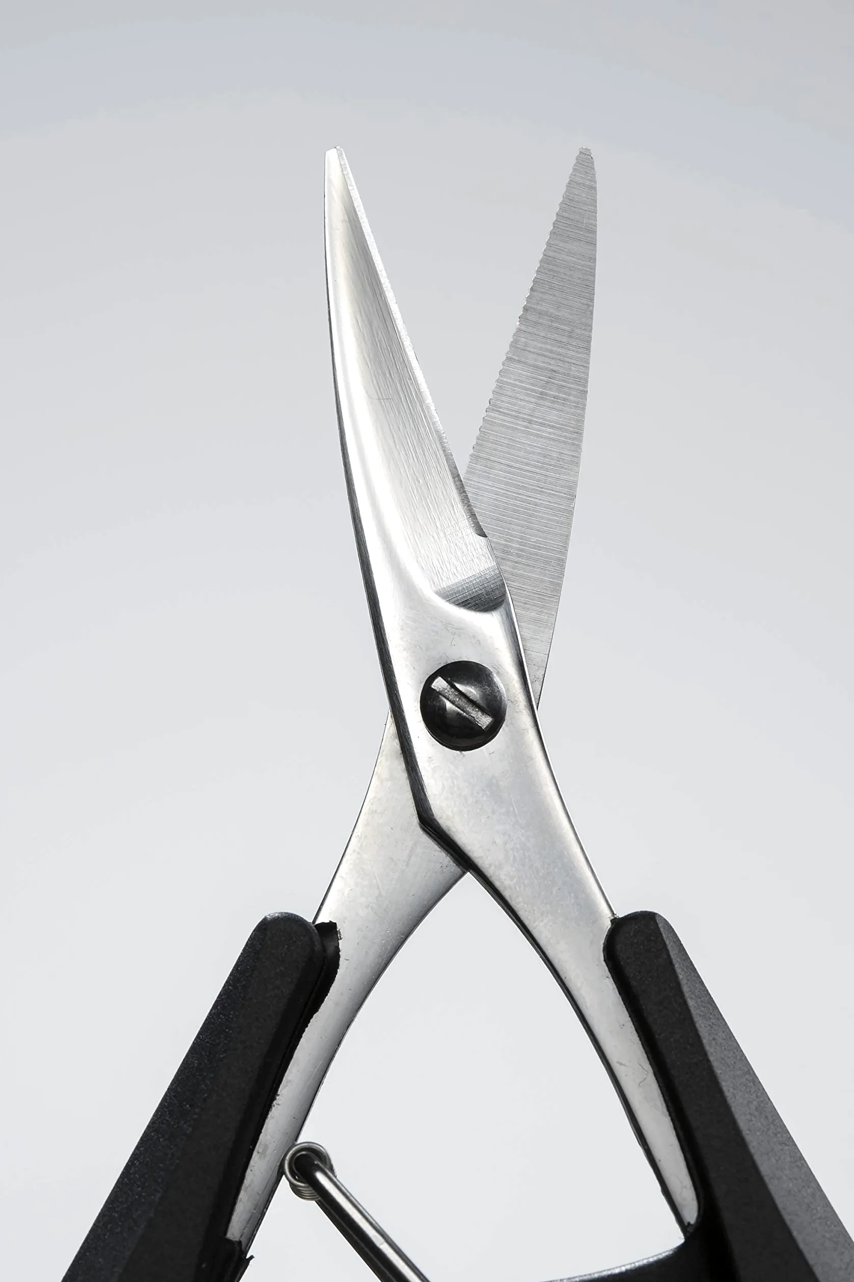 Seki EDGE SS-205 | Made in Japan | Tijeras de uñas de acero inoxidable | afiladas a mano | mangos ergonómicos | para uñas y cutículas | también para uñas finas, blandas y acrílicas