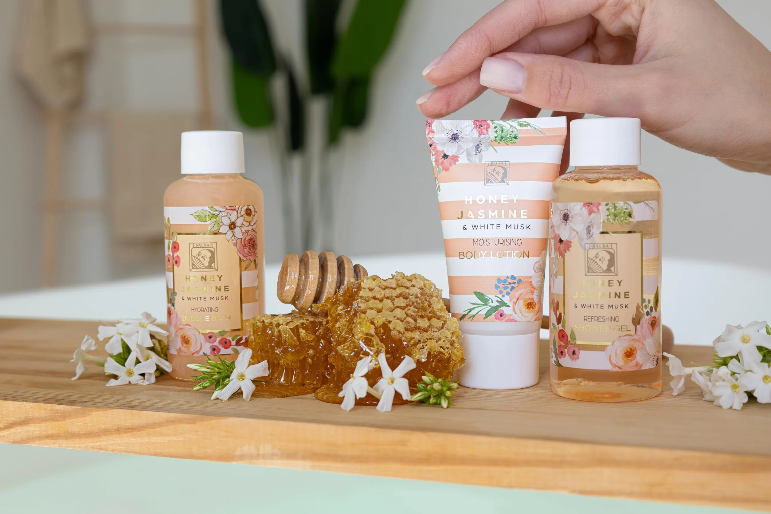 Accentra Set de ducha HONEY JASMINE 3 piezas gel loción corporal baño de burbujas regalo bienestar