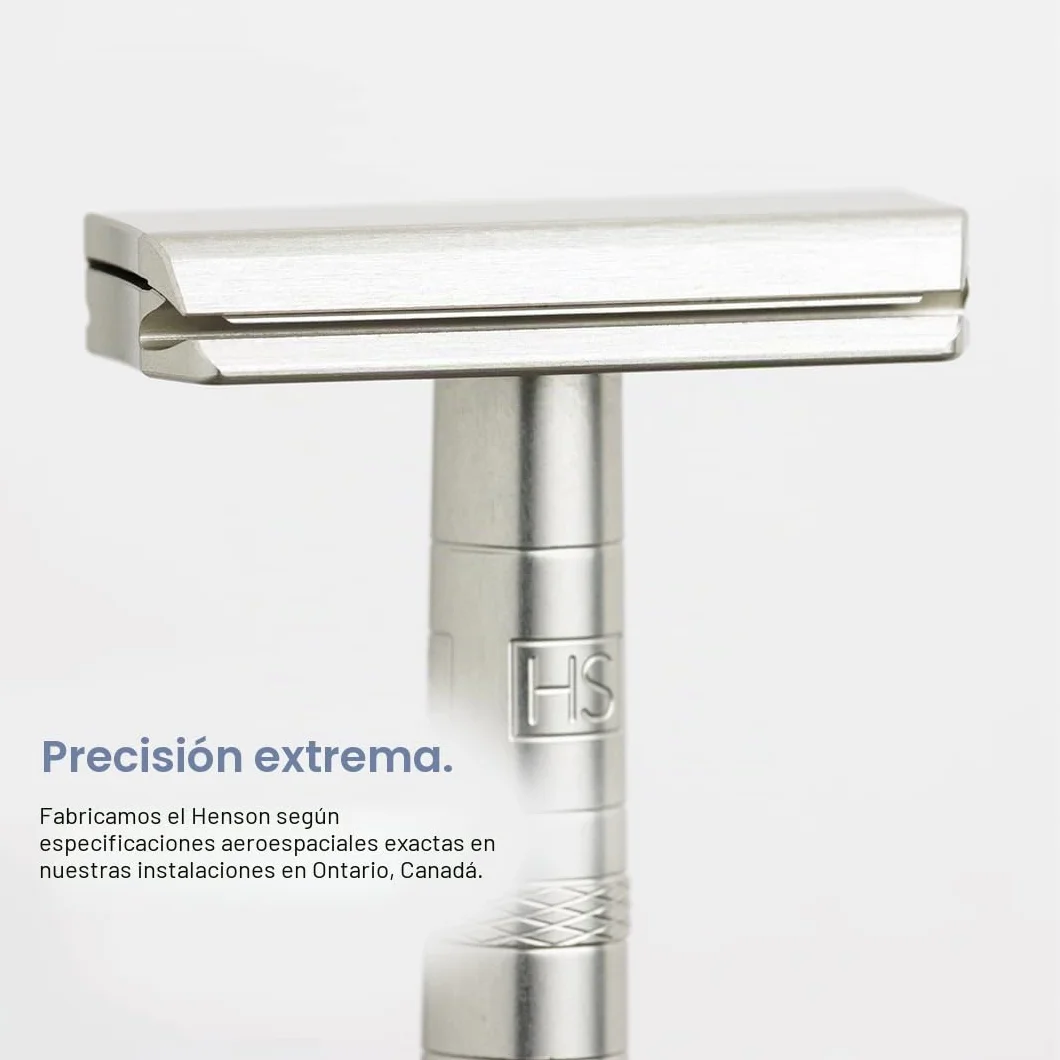 Henson Shaving Maquinilla de Seguridad Doble Filo + 5 Cuchillas | Afeitado apurado y reutilizable para hombre. Bisel de precisión 30°, cuerpo aeronáutico anodizado, 5 recambios.