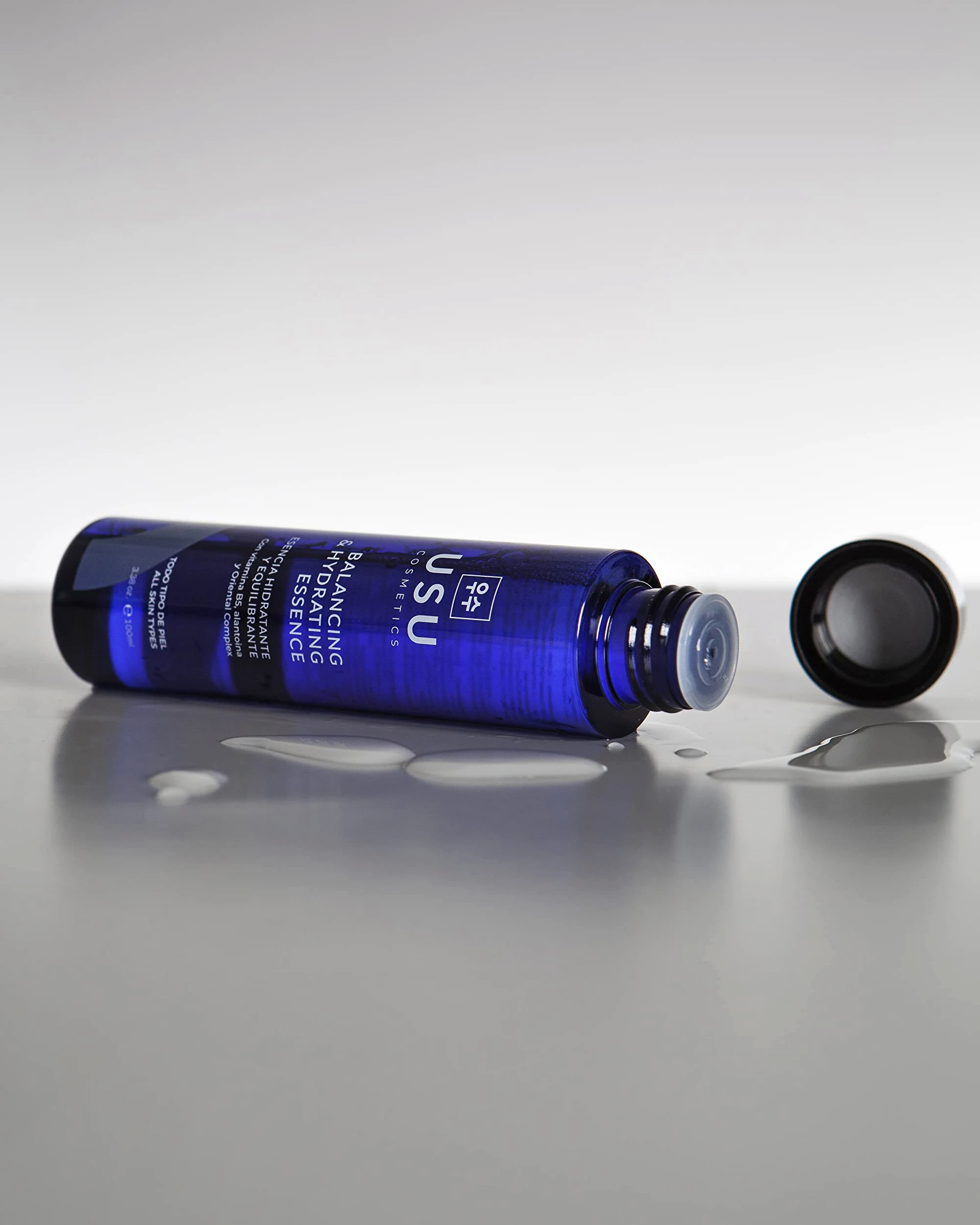Pack de Rutina K-Beauty de Noche - Esencia Hidratante y Equilibrante + Crema Facial Antiedad Blue K-Night Cream - Combate el Envejecimiento Prematuro - Refresca e Hidrata- USU Cosmetics
