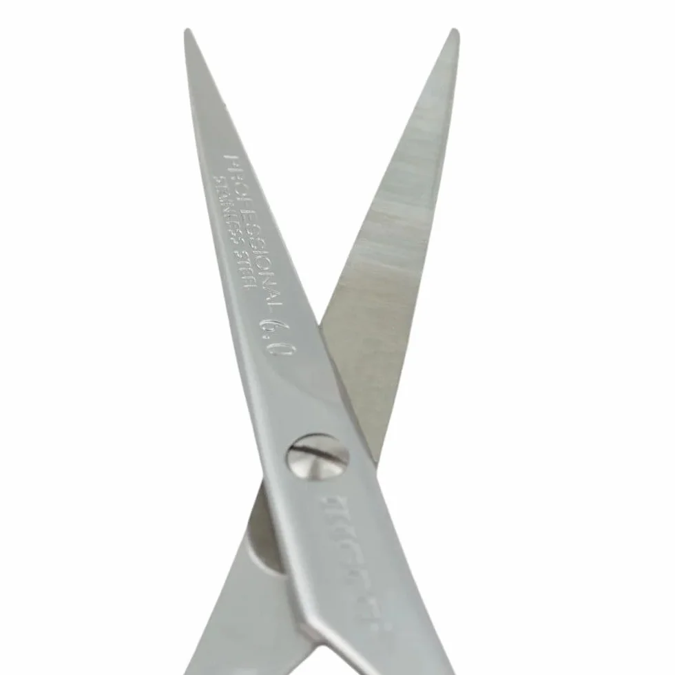 Kiepe 2115 Sonic Tijera profesional de corte 6 pulgadas acero inoxidable mango semi-offset