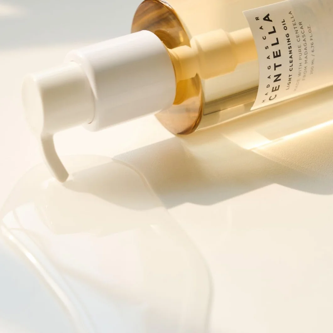 SKIN1004 Madagascar Centella Light Cleansing Oil 30 ml