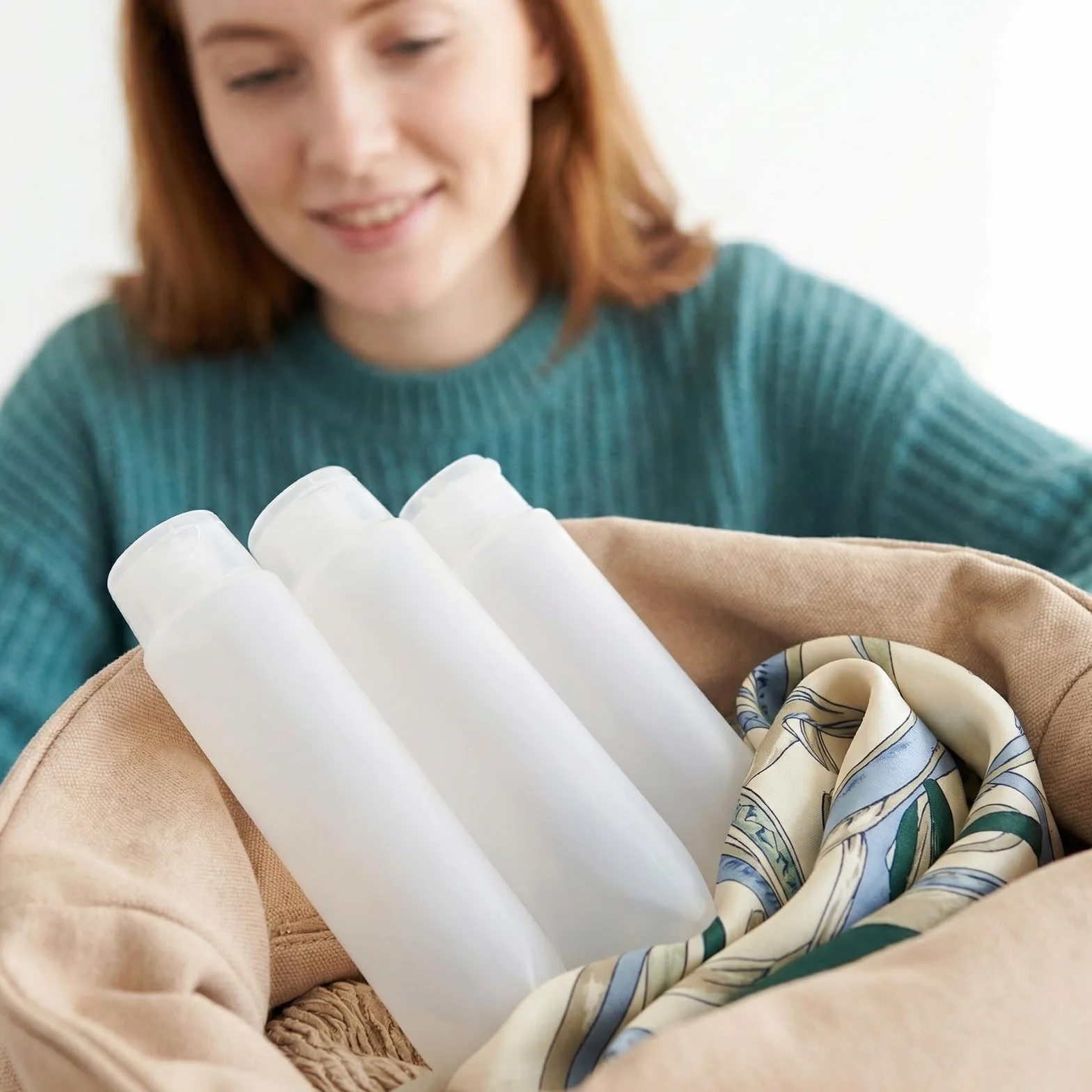 Juego de 6 Botellas de Viaje Antifugas, Frascos de Plástico Rellenables 30ml 50ml, Botes para Champú y Cosméticos