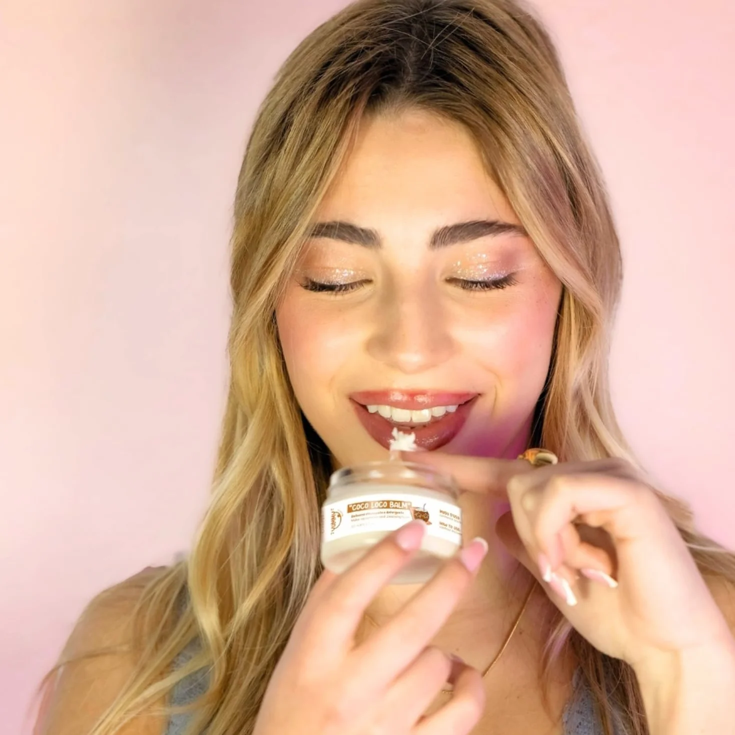 Bálsamo facial desmaquillante y limpiador con coco puro, aceite de almendras y manteca de karité