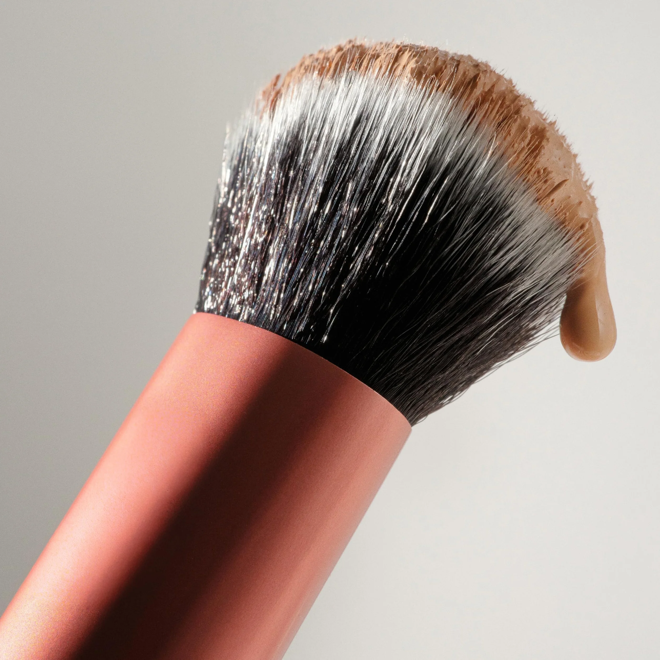 Real Techniques Expert Face Makeup Brush for Liquid Cream Foundation Blush Bronzer