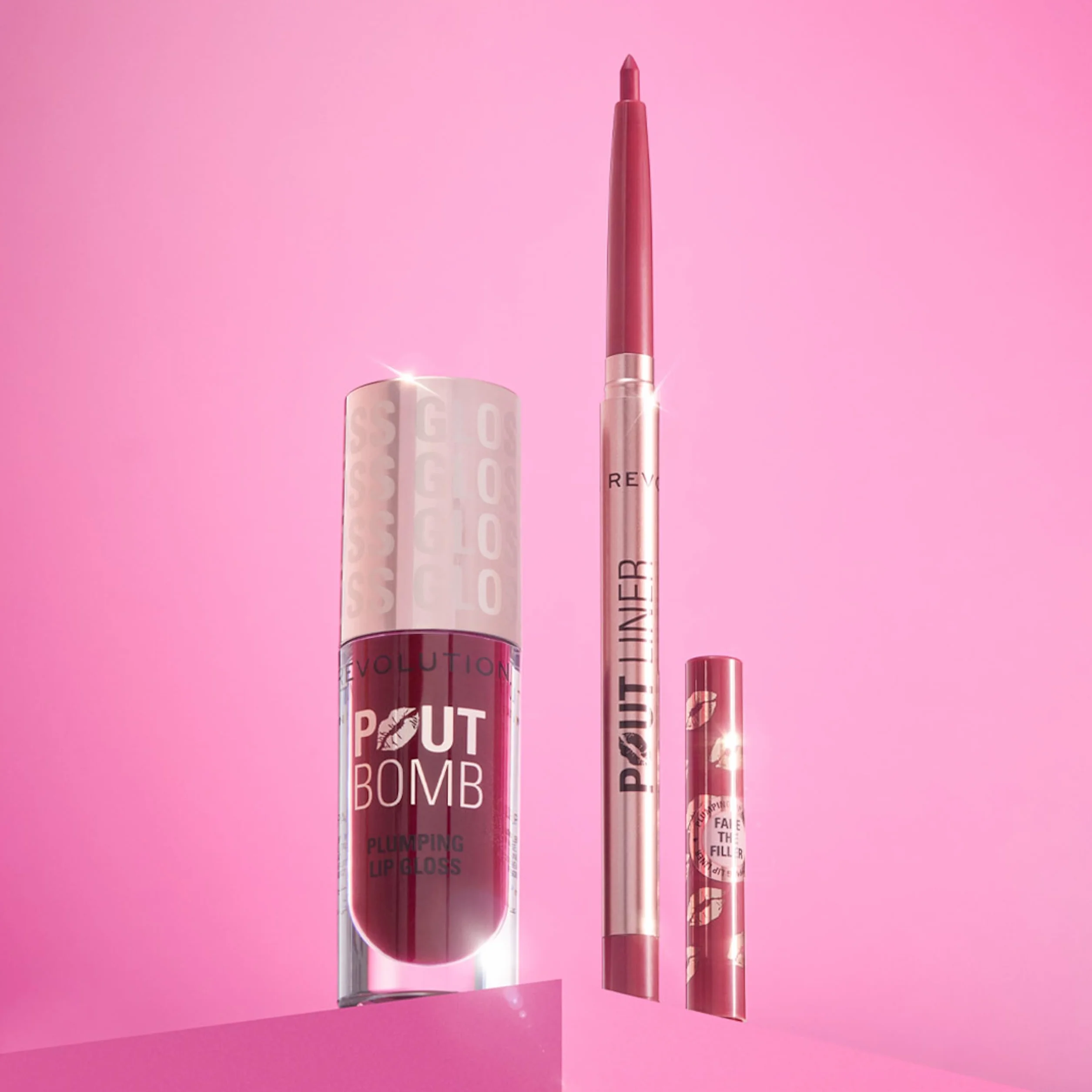 Revolution Beauty Pout Bomb Delineador Voluminizador Larga Duración Ácido Hialurónico Vitamina E Transparente