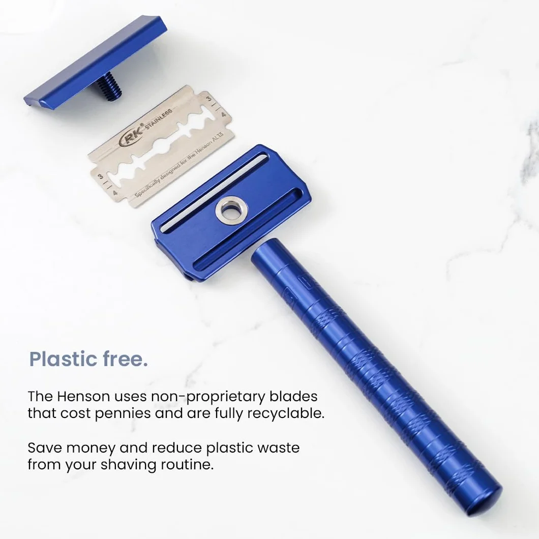 Henson Shaving Maquinilla de Seguridad Doble Filo + 5 Cuchillas | Afeitado apurado y reutilizable para hombre. Bisel de precisión 30°, cuerpo aeronáutico anodizado, 5 recambios.