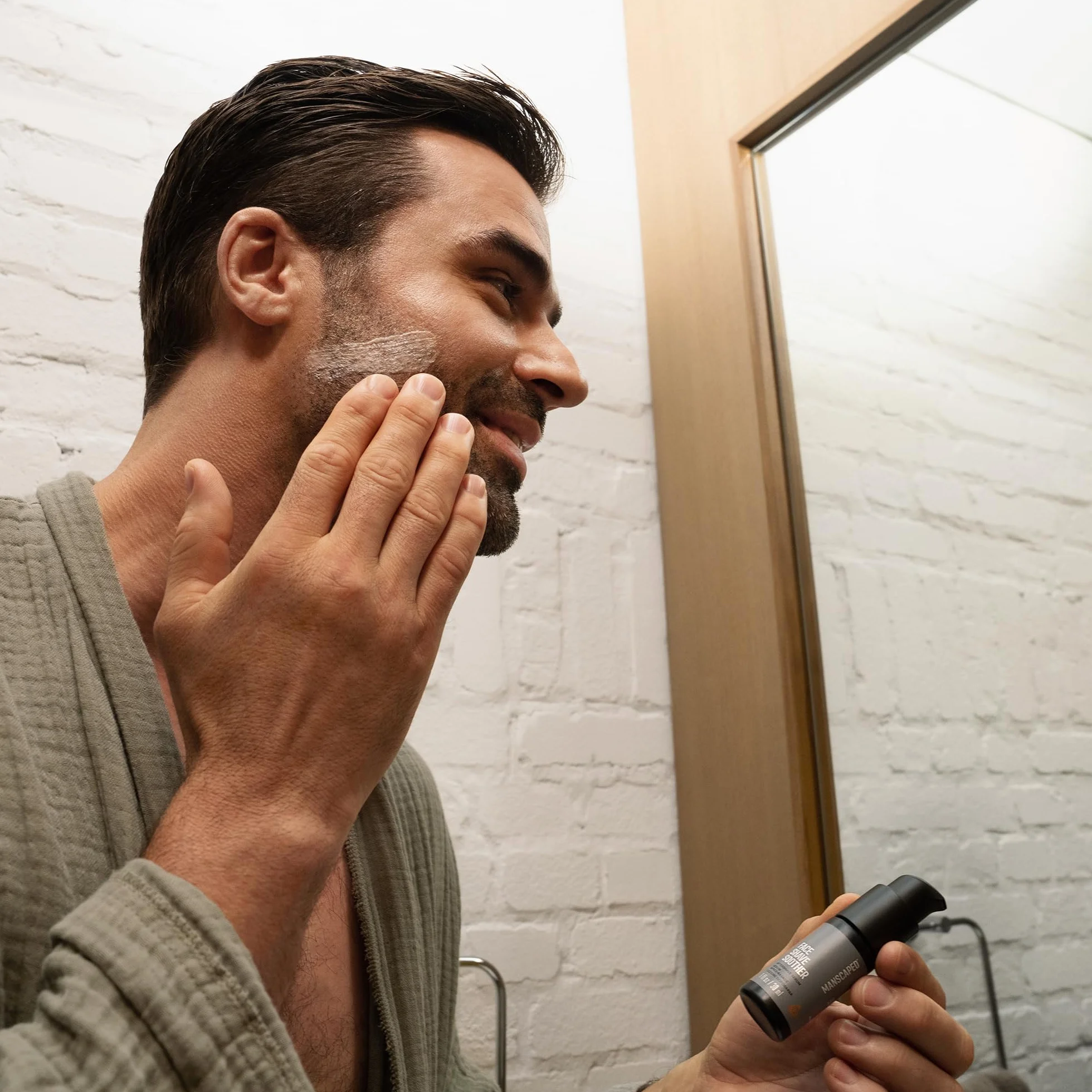 MANSCAPED® Face Shave Soother, suero post afeitado para hombres, 28 ml