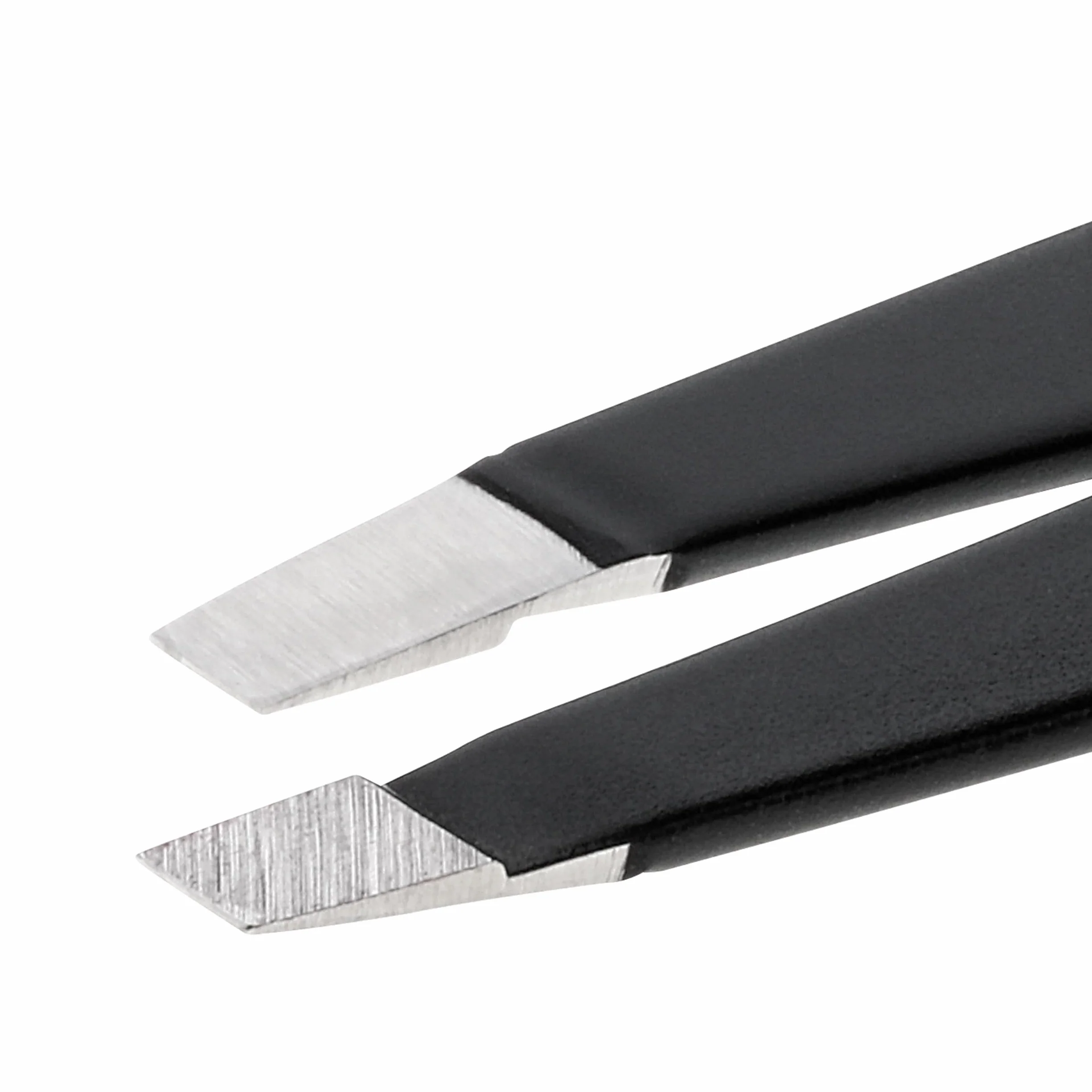 TWEEZERMAN Pinza de precisión inclinadas acero inoxidable para cejas