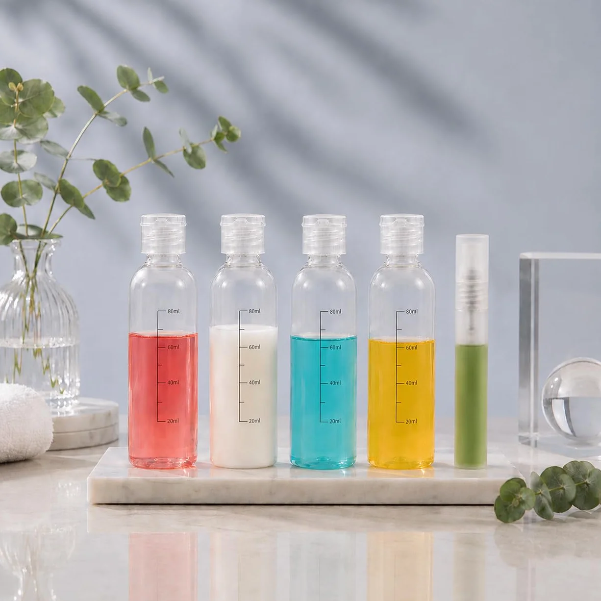 Neceser de Viaje Transparente con Botellas Vacías 100ml y Spray 10ml, Kit de Viaje Avión 4 PCS