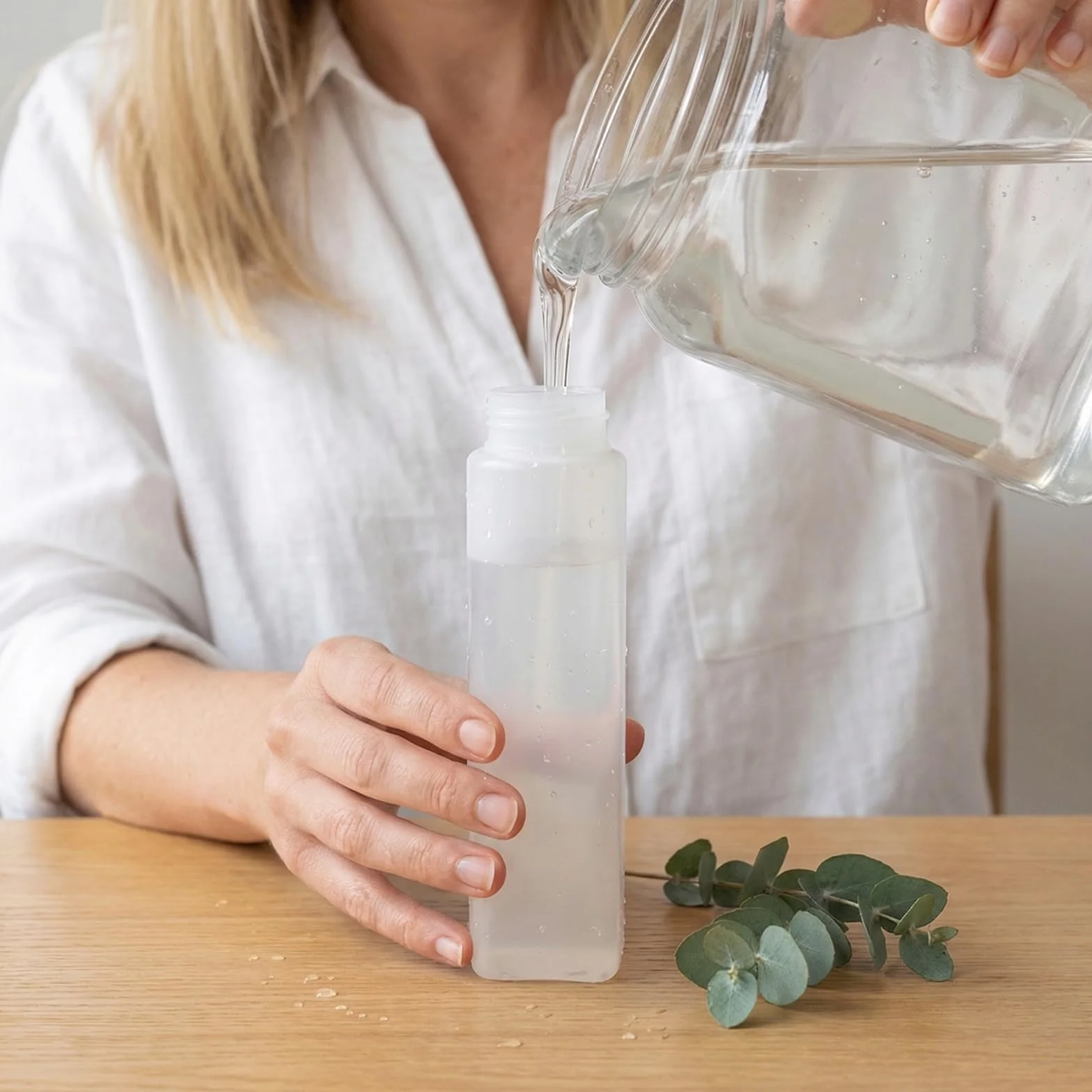 Juego de 6 Botellas de Viaje Antifugas, Frascos de Plástico Rellenables 30ml 50ml, Botes para Champú y Cosméticos