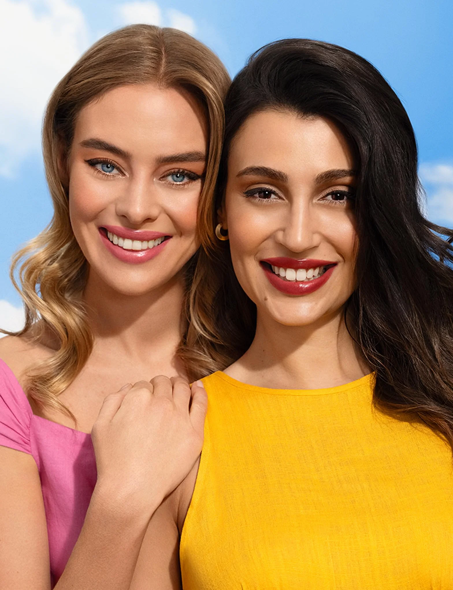Flormar Sheer Up Lipstick Hidratante Larga Duración Color Natural Brillo Ligero 002 So You