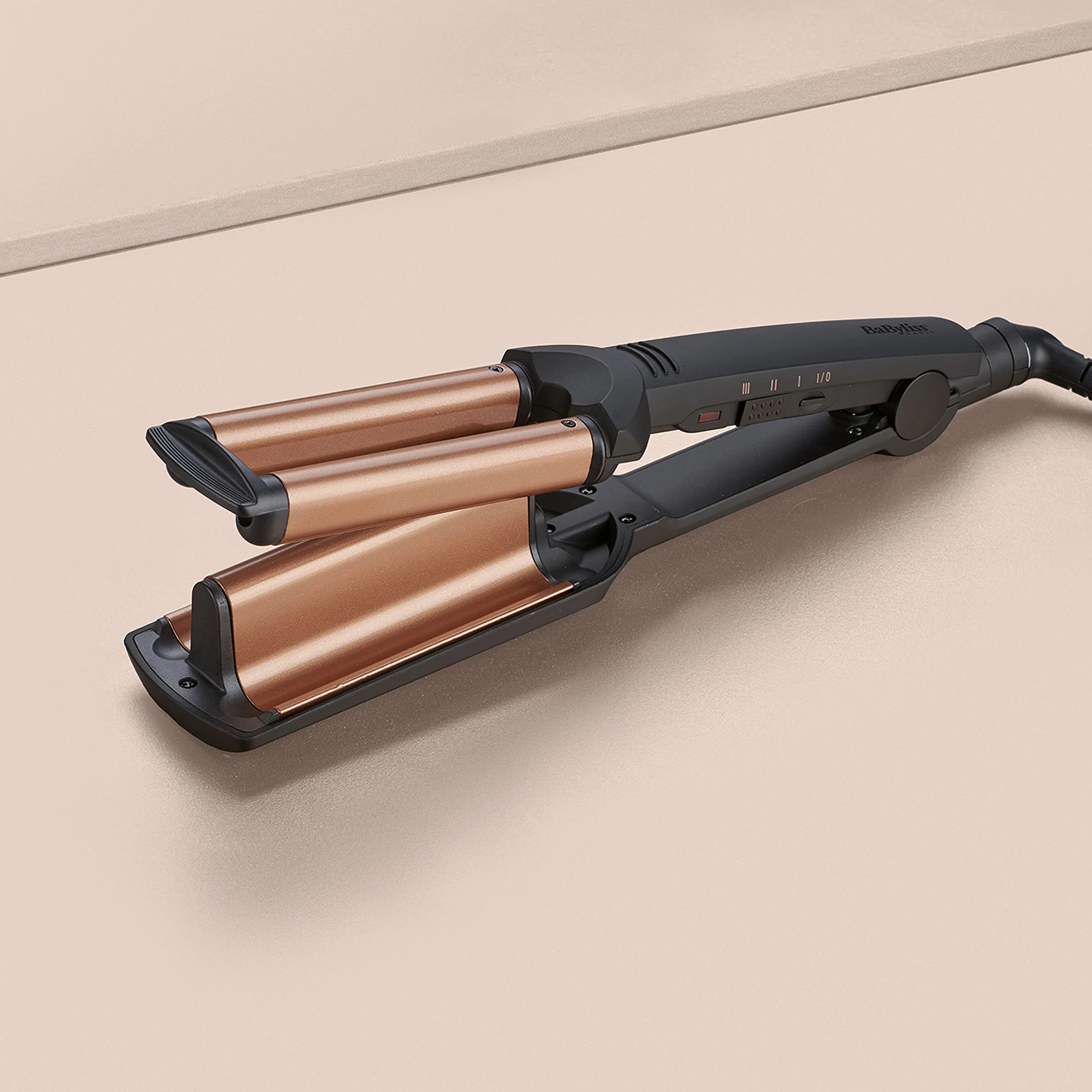 BaByliss Waver Ondas Suferas W2447E - Lokówka z ceramiką, 3 ustawienia ciepła 160°C-200°C, Czarne/Złote