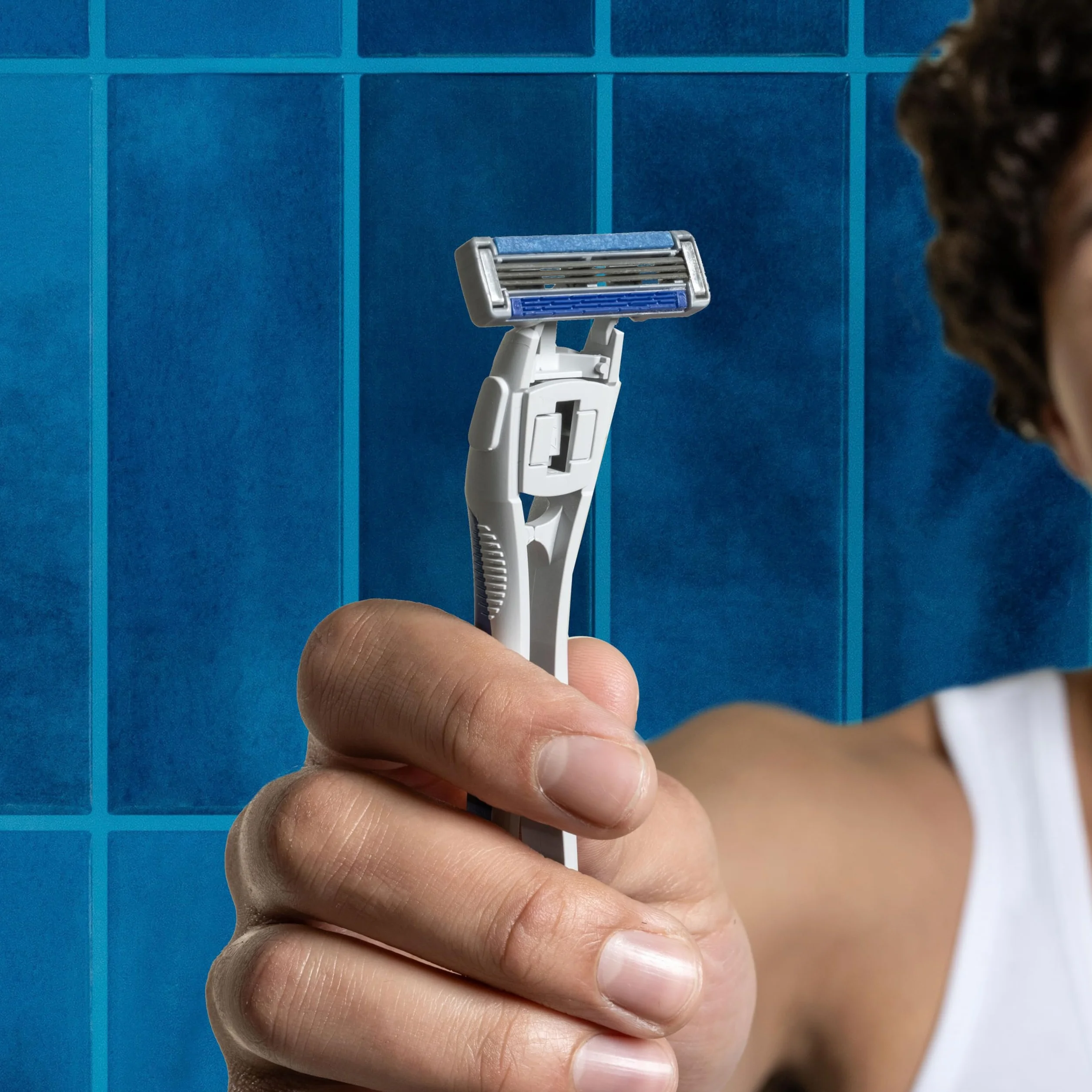 Wilkinson Sword Extra 3 Essentials Hybrid Afeitadora Desechable 3 Cuchillas Hombre Paquete 4