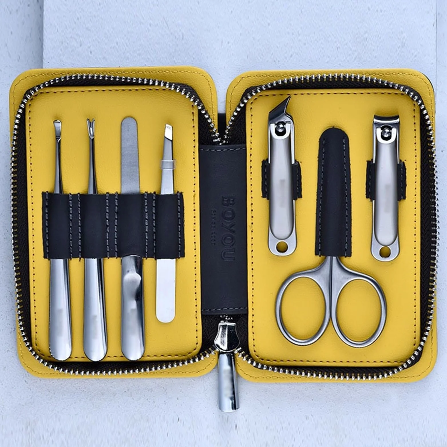 Juego de cortaúñas Kit de uñas Juego de cortaúñas, juego de manicura, kit de manicura de acero portátil de 7 piezas for hombres, kit de aseo de pedicura profesional con estuche de cuero negro Herramie