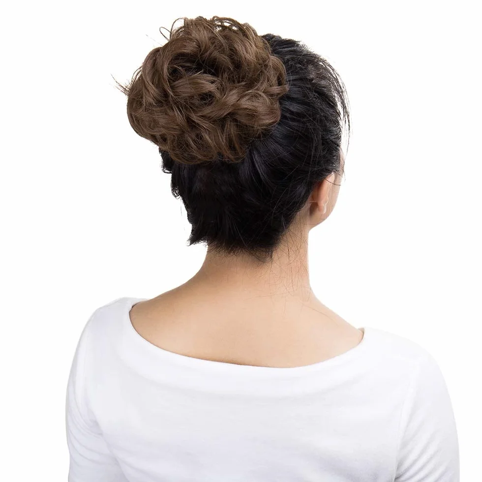 Moño Postizo de Pelo Natural Marrón Claro Rizado Desordenado 30 g para Mujeres