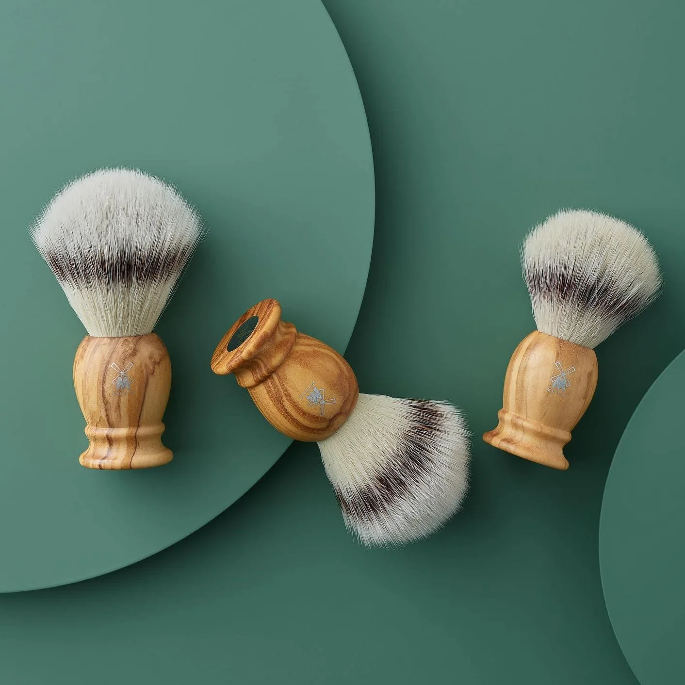 MÜHLE Classic Olive Wood XL Silvertip Fiber - Brocha de afeitar sintética de lujo para hombres, espuma rica
