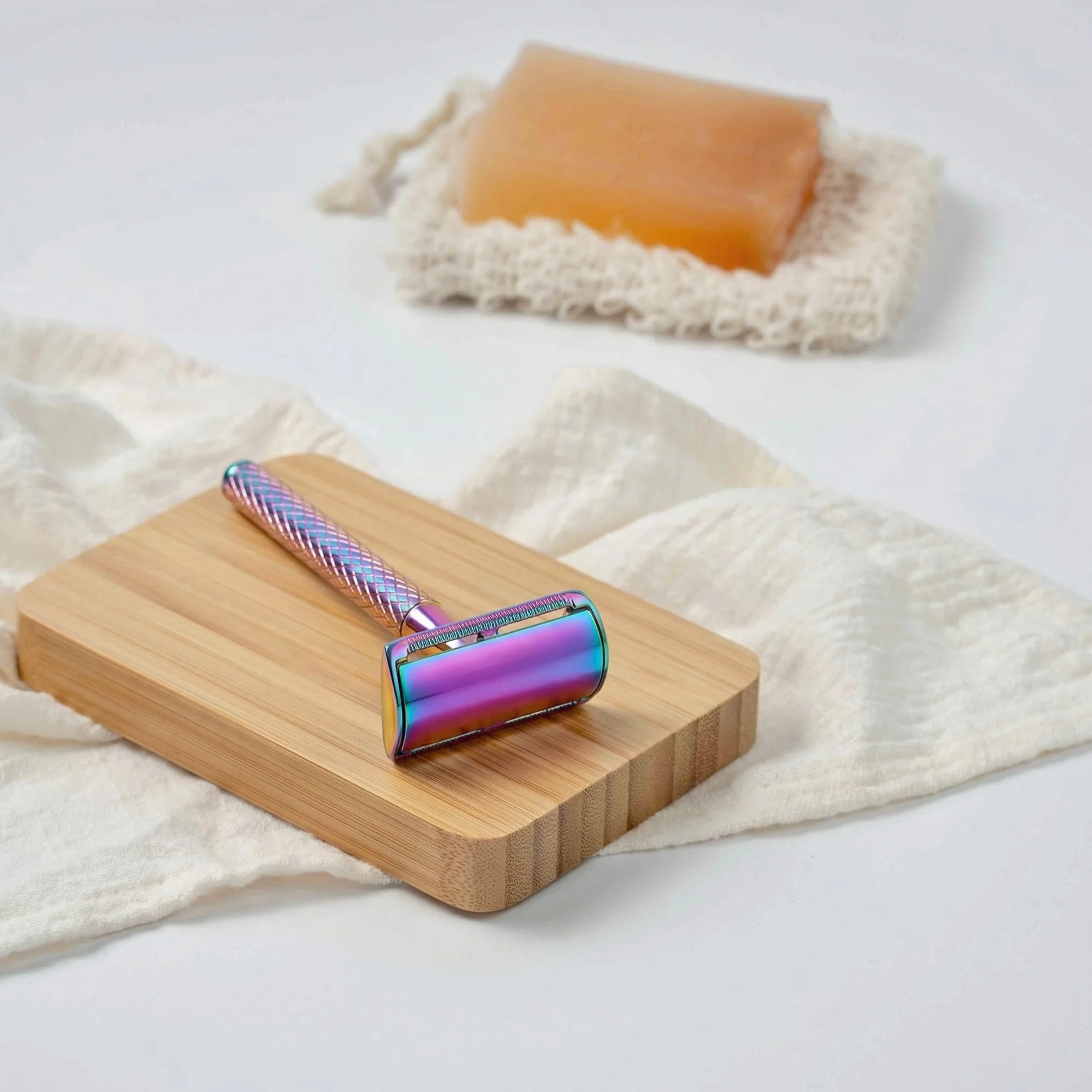 Jungle Culture maquinilla de afeitar metálica Arco iris compatible con hojas de doble filo ecológica