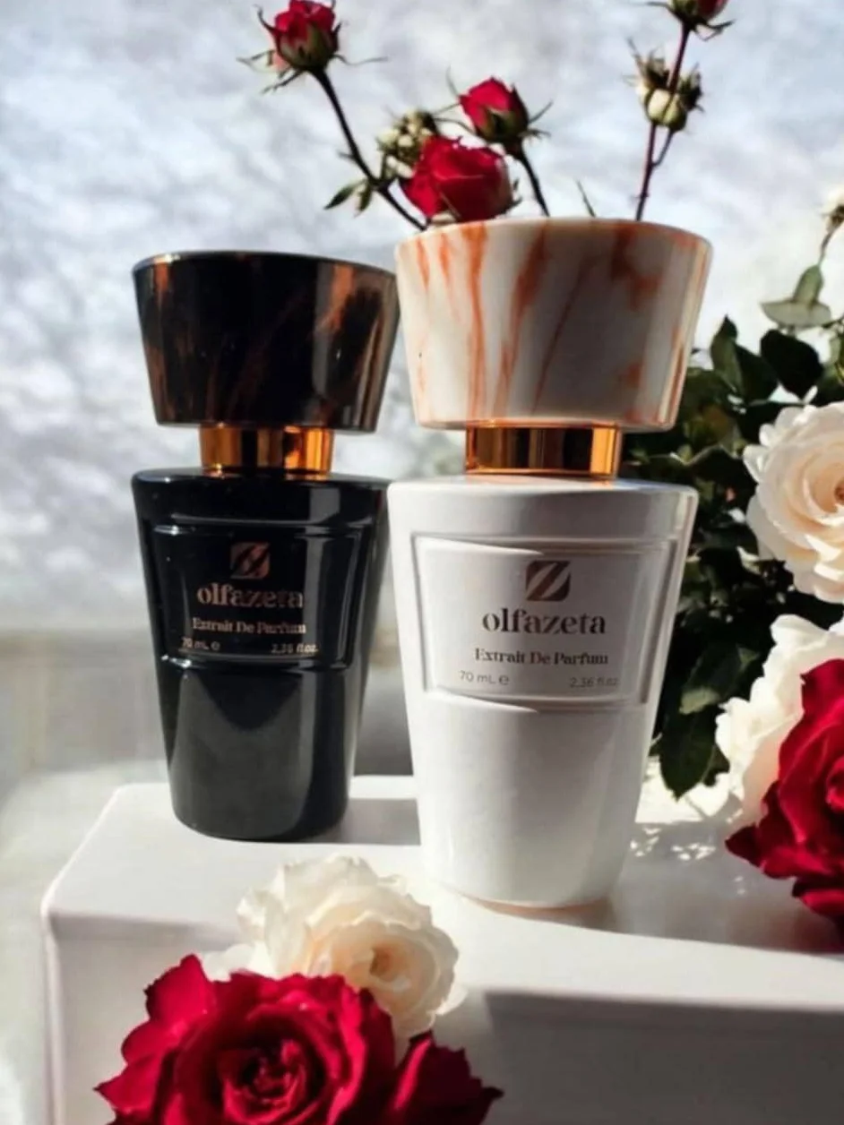 Olfazeta 121 Perfume para mujer de 70 ml – Extrait de Parfum (30% esencia) | Bergamota y melocotón, corazón floral (jazmín, iris, violeta, rosa), base de pachulí y vetiver