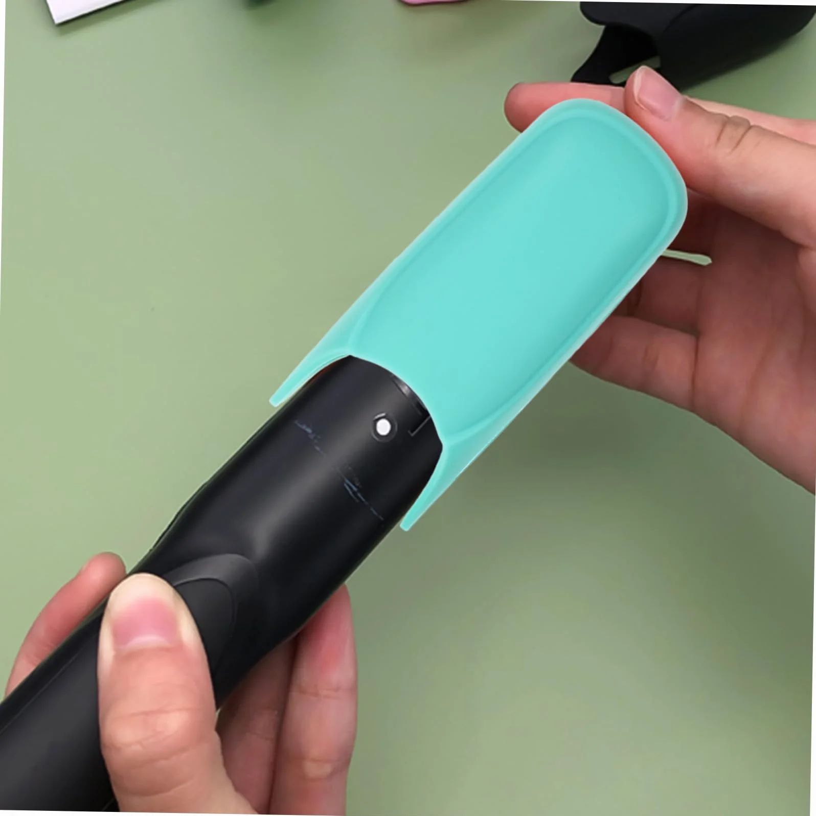 Funda de Silicona para Plancha de Pelo, Soporte Antideslizante Protector Térmico Verde