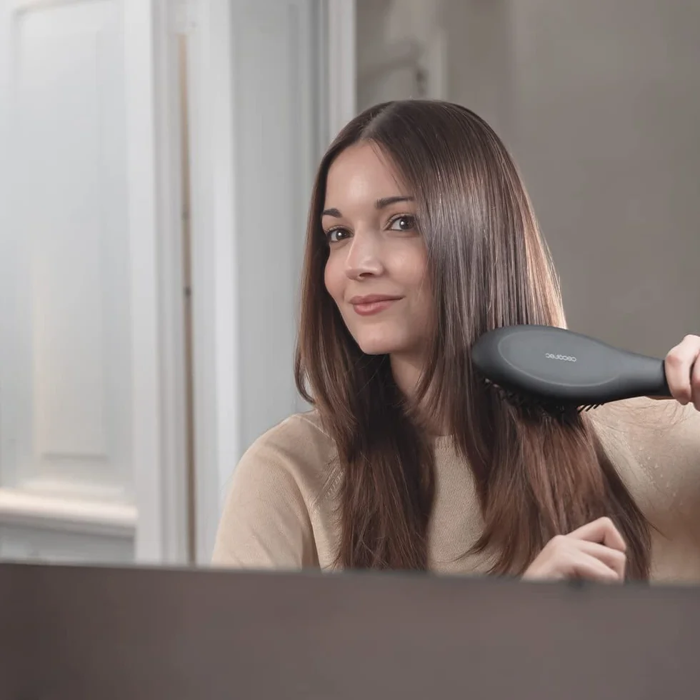 Cecotec Cepillo Alisador Eléctrico Bamba InstantCare 900 Perfect Brush, 61 W, Revestimiento de Queratina y Aceite de Argán, Temperatura Regulable, Cabezal Cerámico, Autoapagado