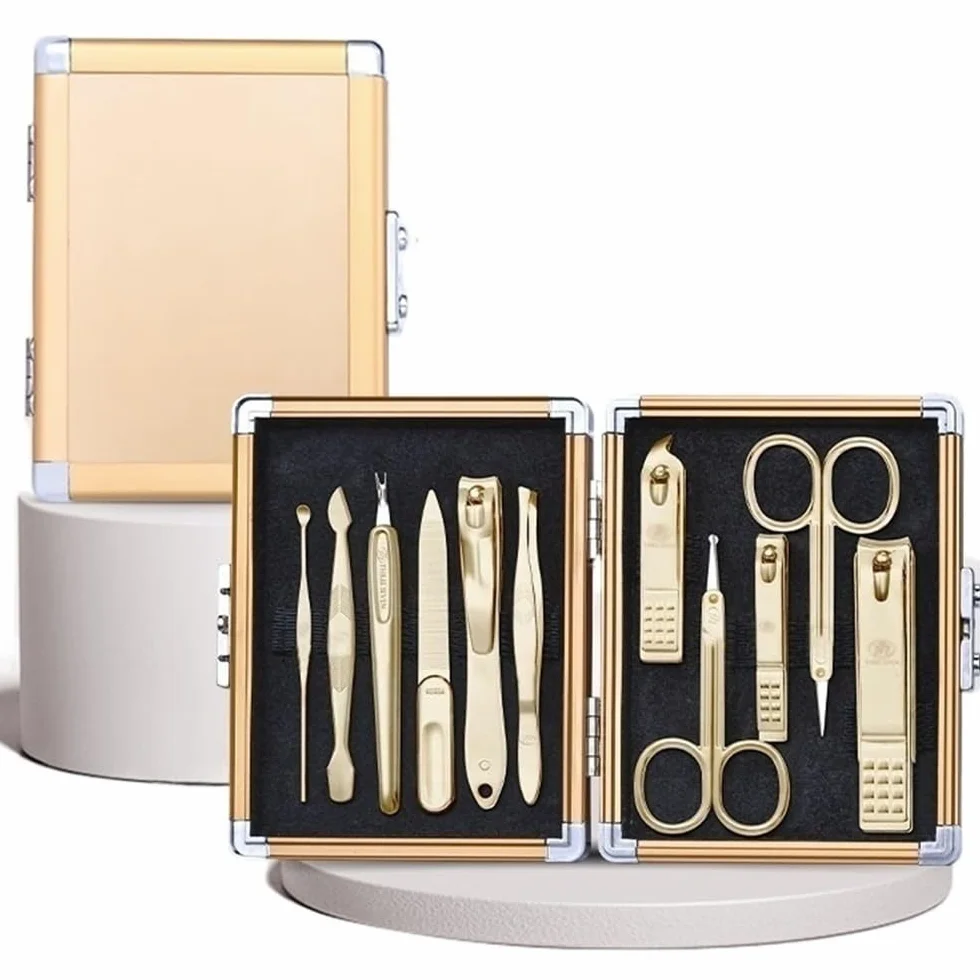 Kit de manicura y pedicura, 11 piezas de cortaúñas profesional, juego de manicura con caja de metal de lujo, herramientas de cuidado de pedicura, kit de aseo de acero inoxidable para