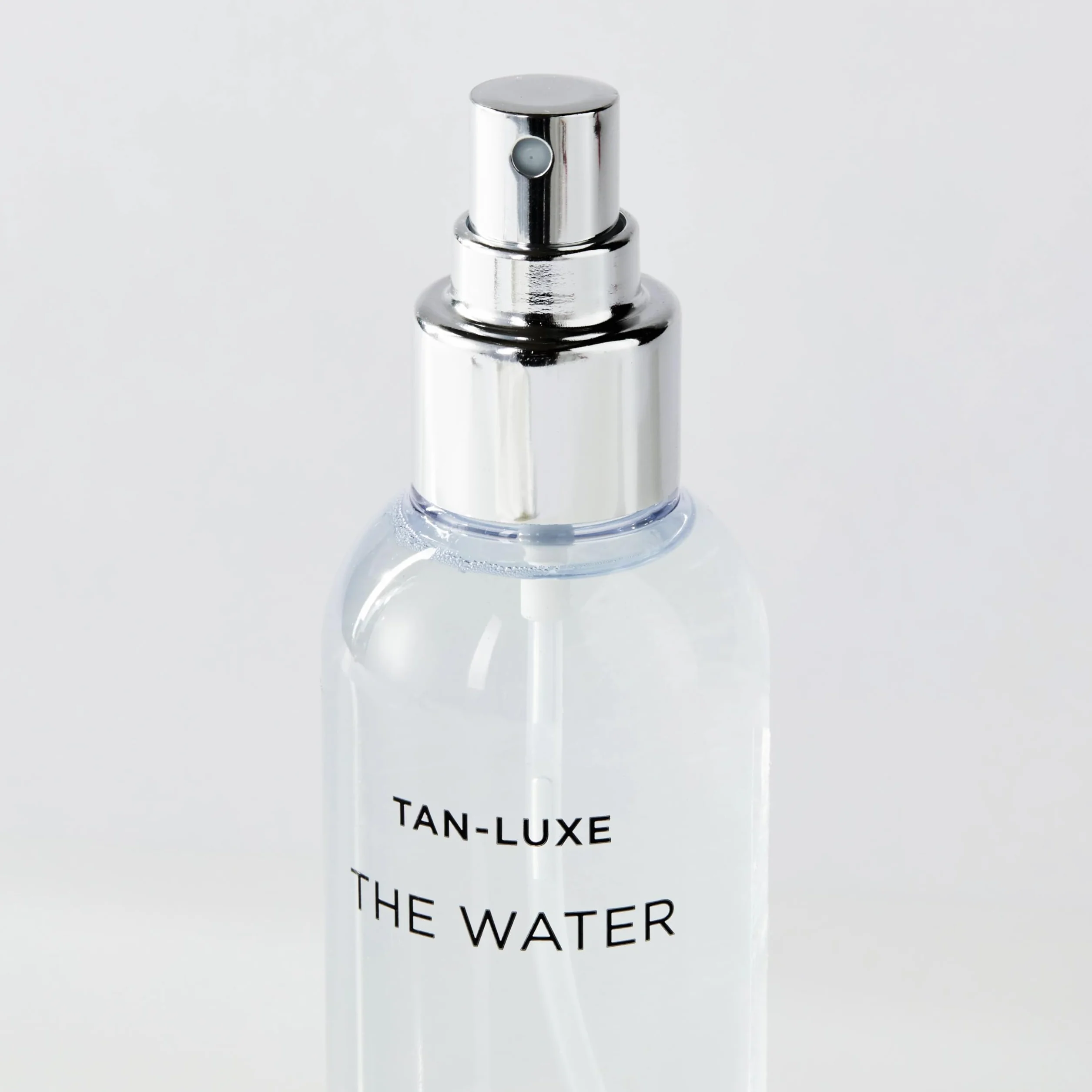 TAN-LUXE THE WATER agua autobronceadora, ligera/media (200 ml), agua autobronceadora, libre de crueldad animal y vegana
