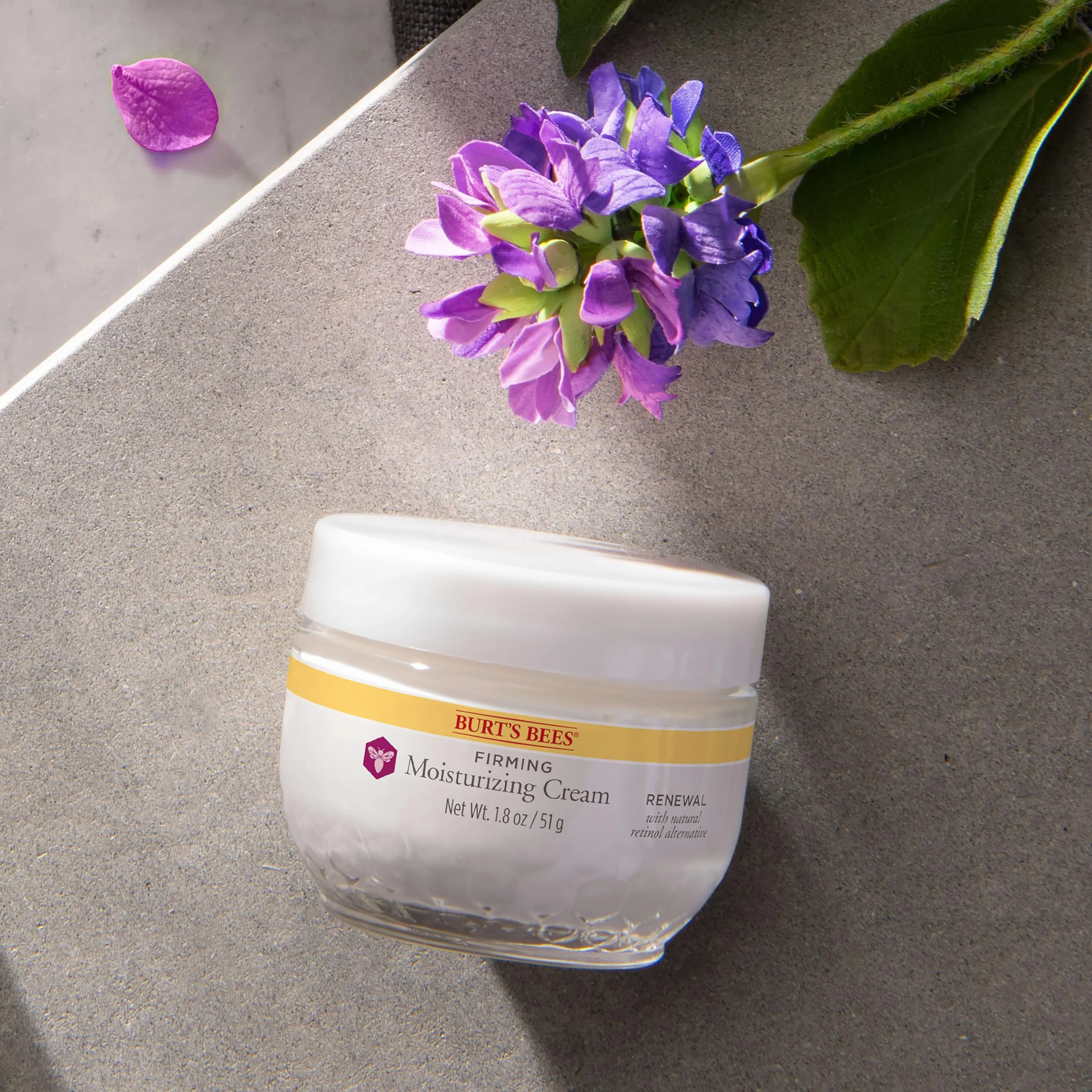 Burts Bees, Crema nocturna facial - 54 ml.