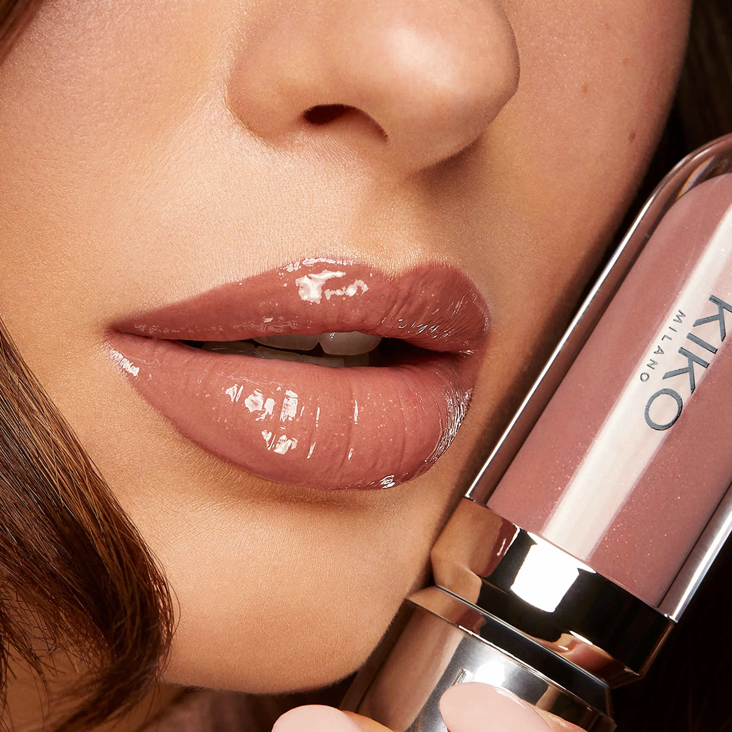 KIKO Milano Glossy Lip Set, 2 Hydrating Lip Glosses & 1 Perfecting Lip Cream
