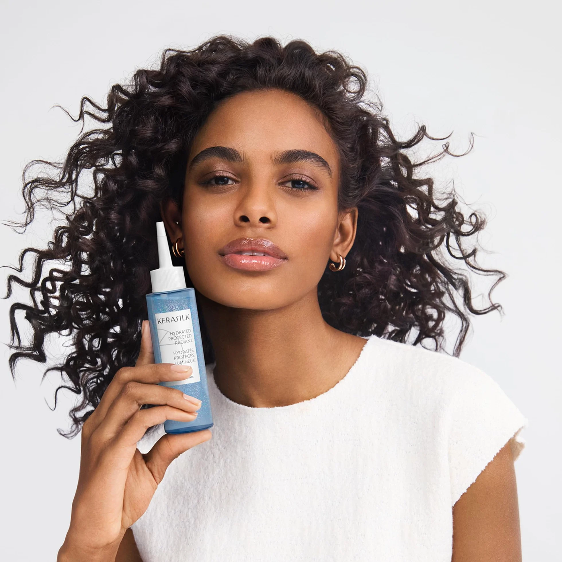 Kerasilk Esencia hidratante, para todo tipo de cabello, tratamiento ligero, proporciona hidratación profunda, impregnada con seda biomimética y betaína, 150 ml