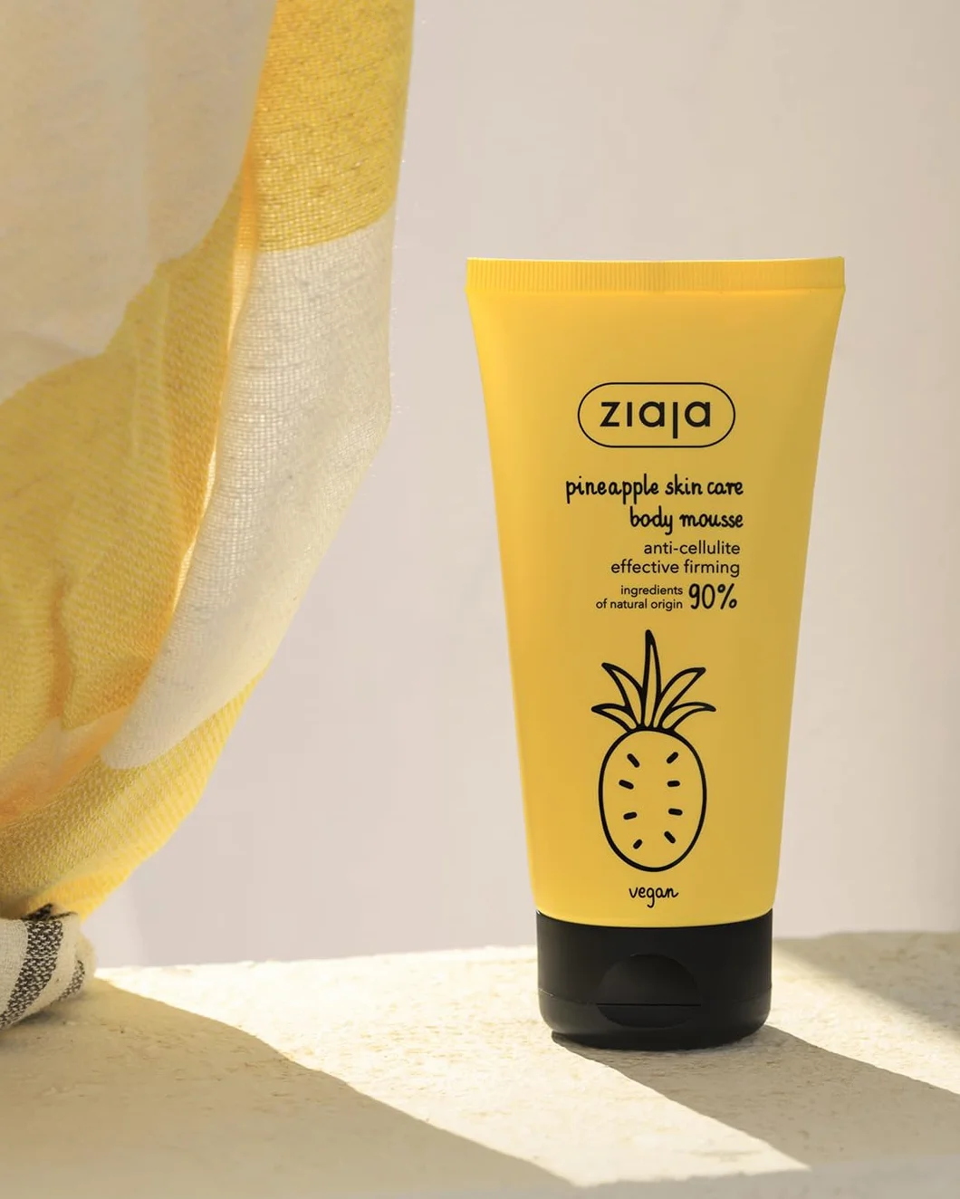 Ziaja Piña Mousse Corporal Anticelulítica 160ml con Cafeína