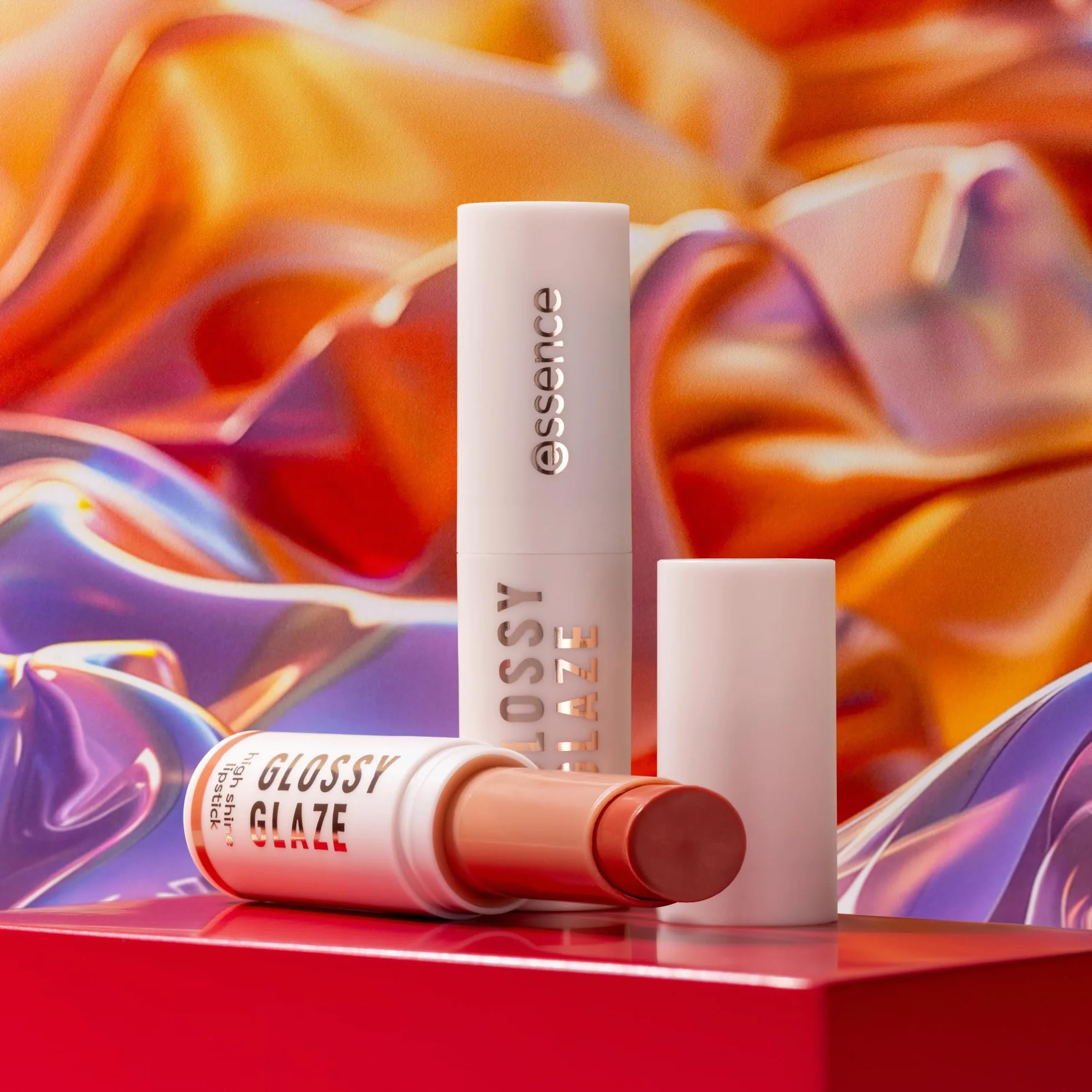 Essence Glossy Glaze Barra de labios brillante pigmentación intensa 1.9g