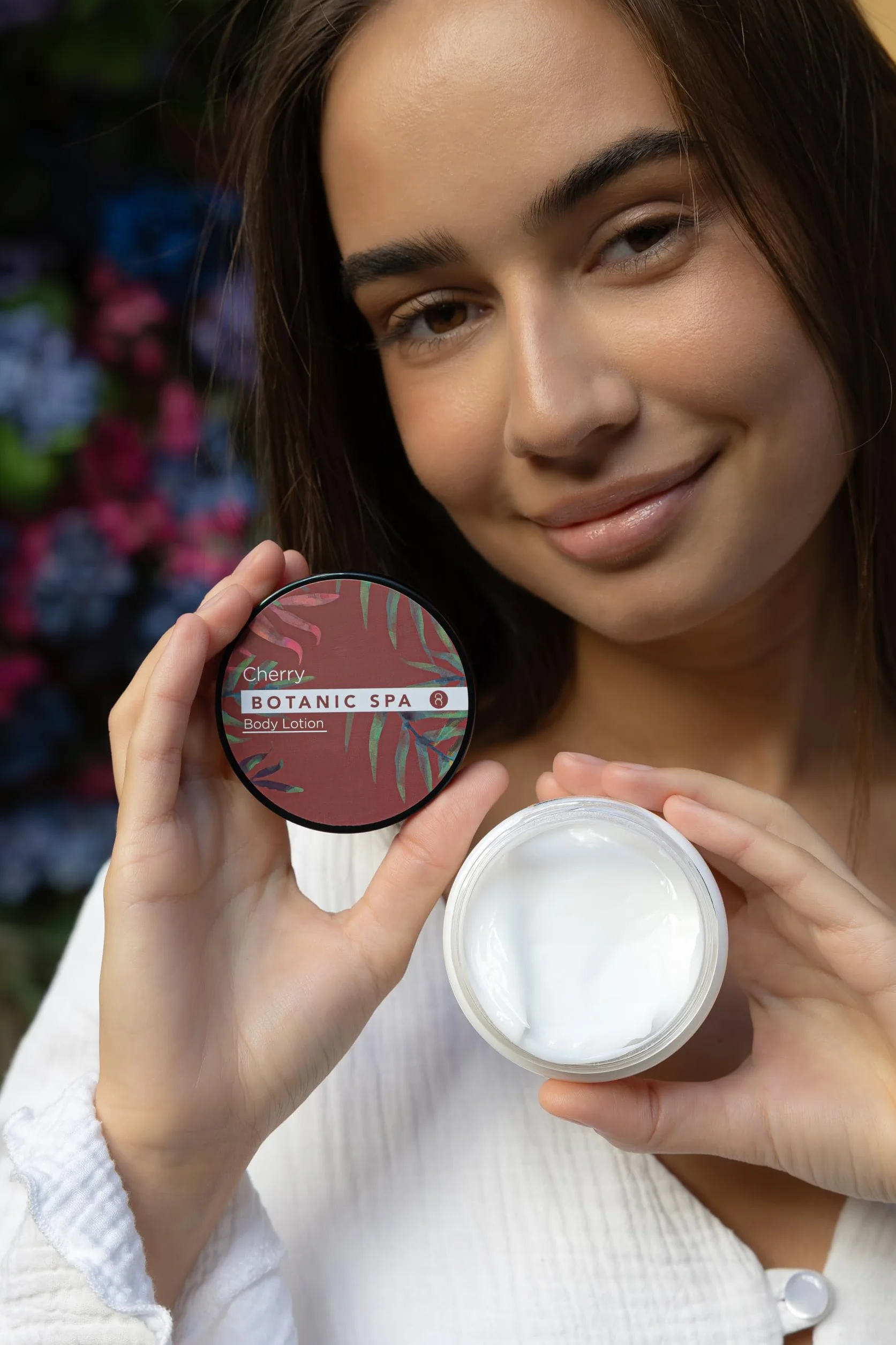 Accentra CHERRY SPA set de baño femenino 4 piezas gel de ducha sales de baño loción corporal esponja de red regalo San Valentín cumpleaños