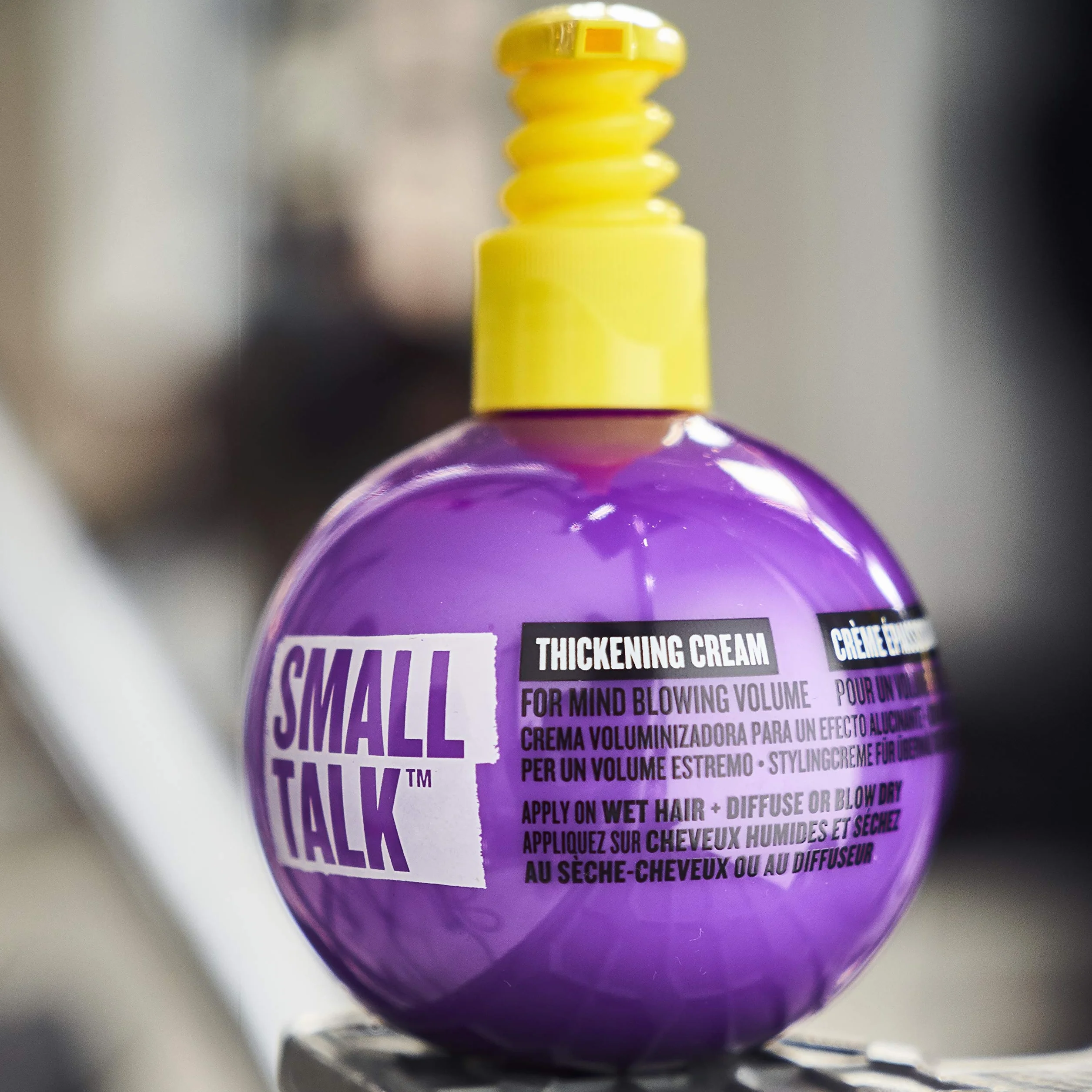 BED HEAD by TIGI Small Talk Crema de peinado voluminizadora para pelo fino 240 ml
