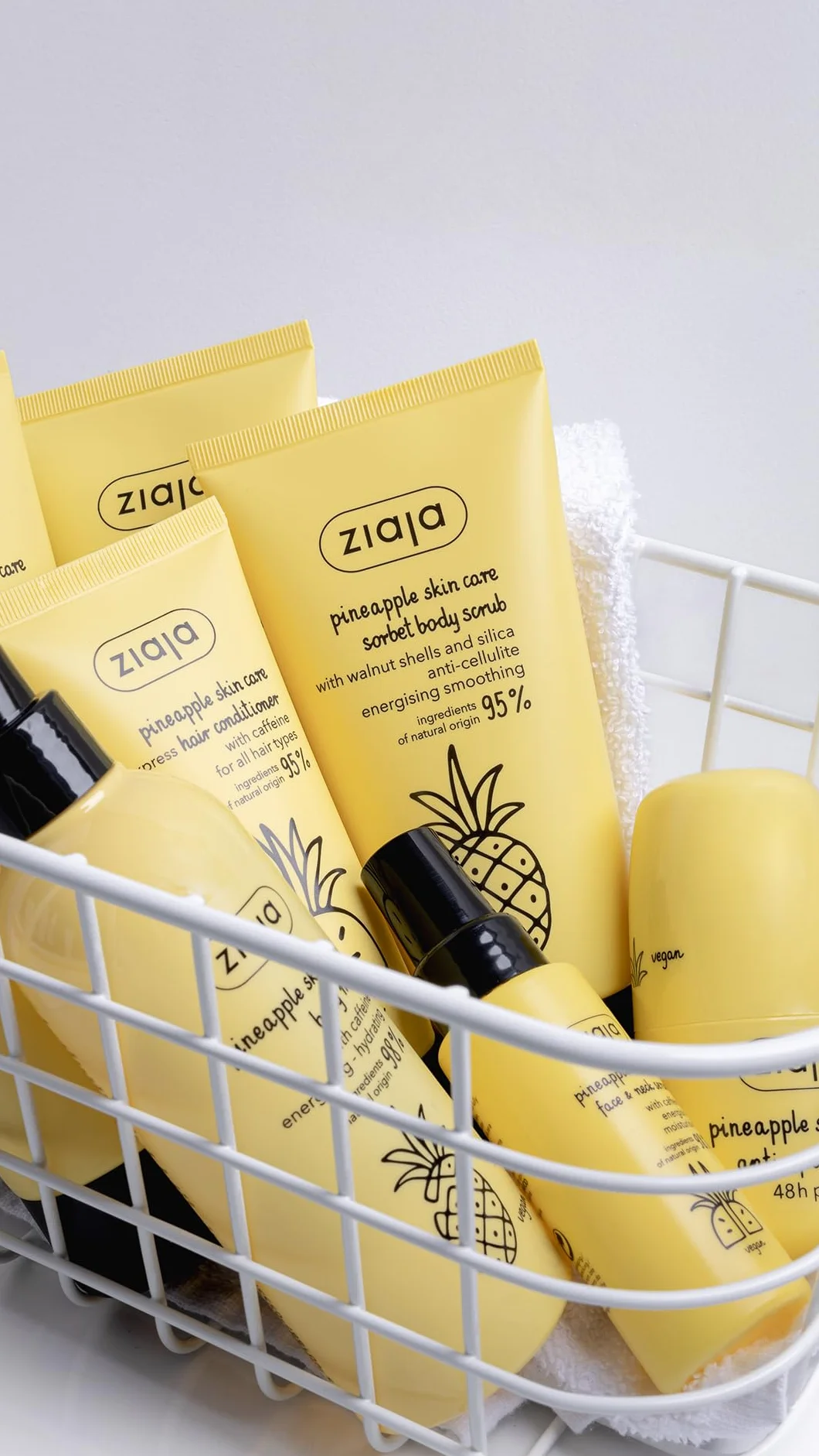 ZIAJA Desodorante Antitranspirante 48h Piña sin Alcohol Vegano
