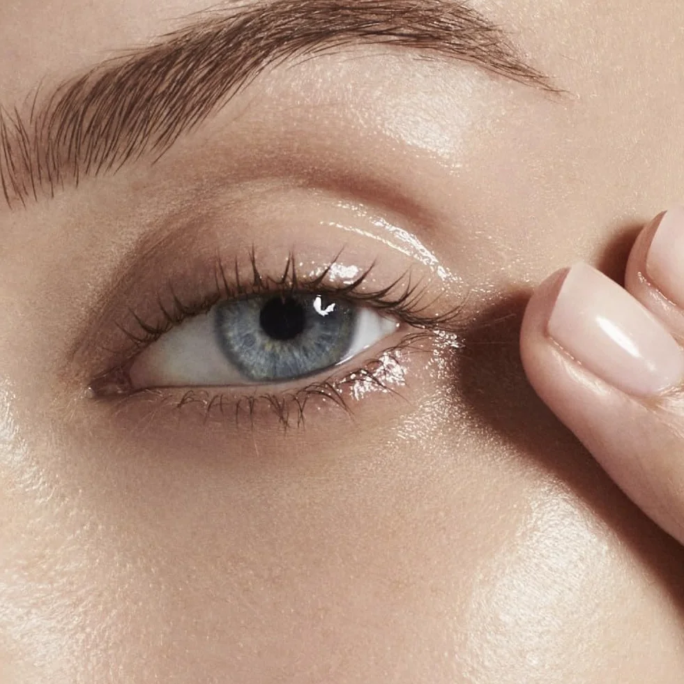 Biotherm, Biocils Desmaquillante Bifásico Anticaída, Protege y Refuerza las Pestañas, Enriquecido con Madecassoside y Ácido Cítrico, Apto para Ojos Sensibles, 100 ml