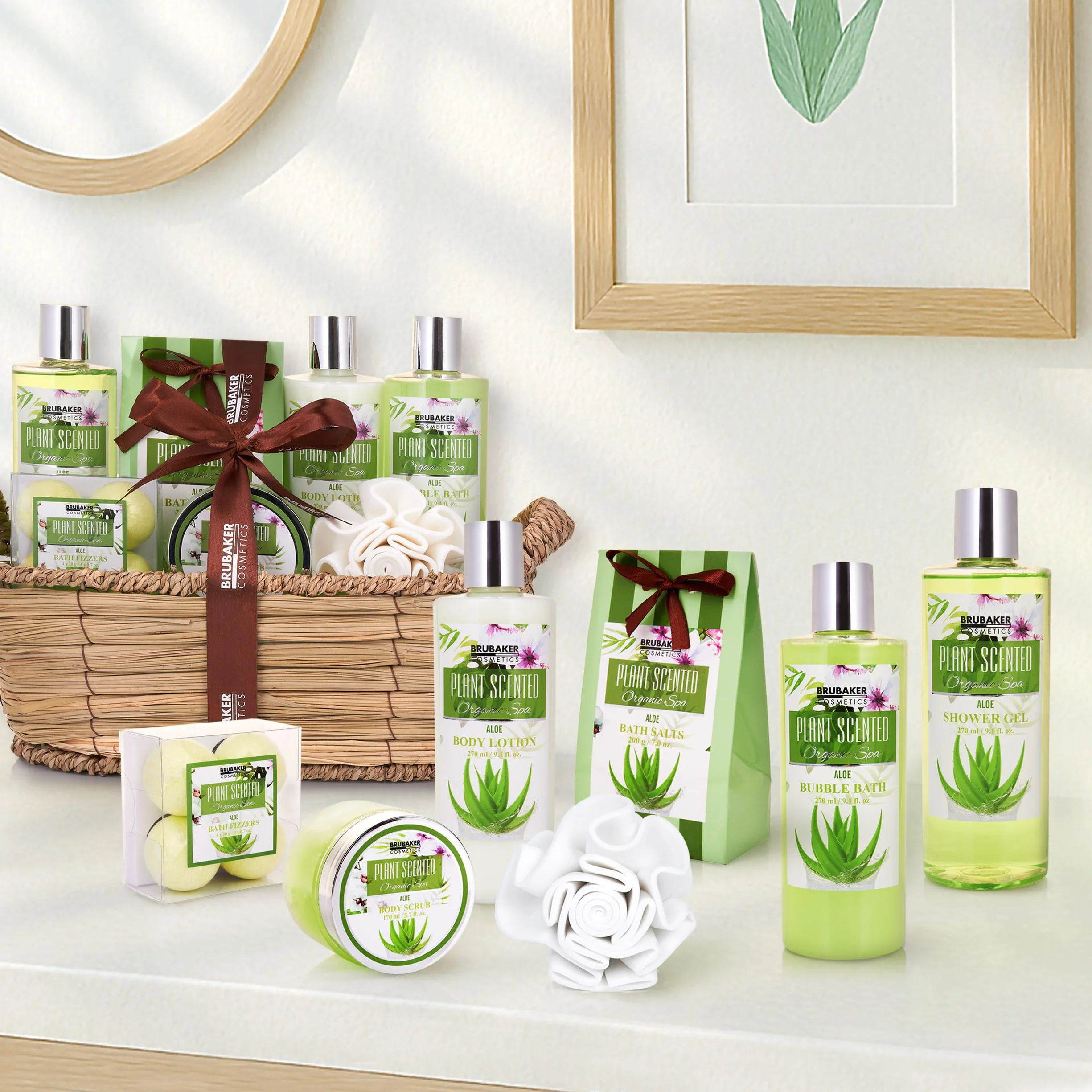 BRUBAKER Cosmetics Set de Regalo de Baño y Ducha Aloe Vera 11 piezas Cesta Mimbre Spa Kit