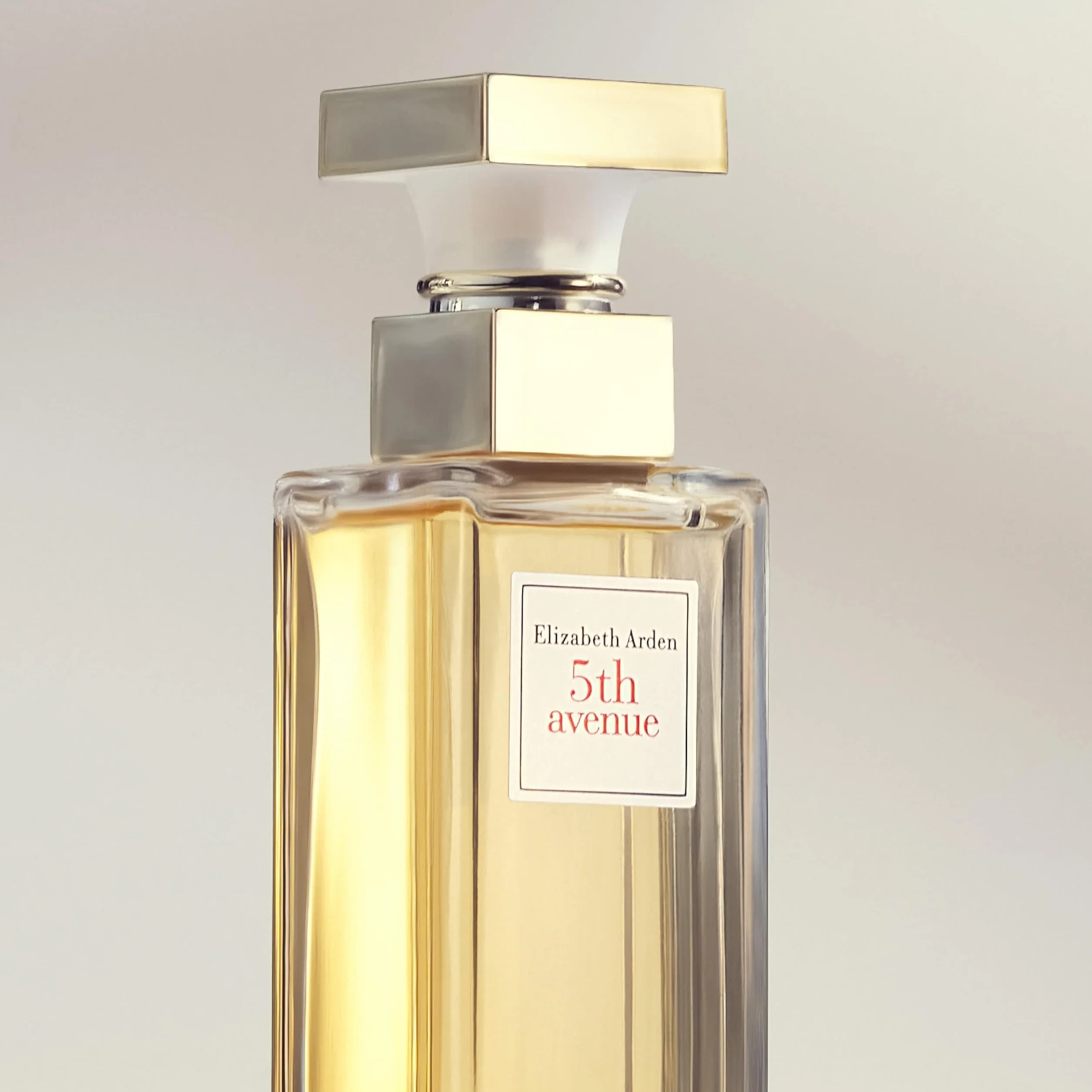 Elizabeth Arden 5th Avenue Eau de Parfum Spray para Mujer, Notas Florales de Magnolia, Violeta y Ámbar