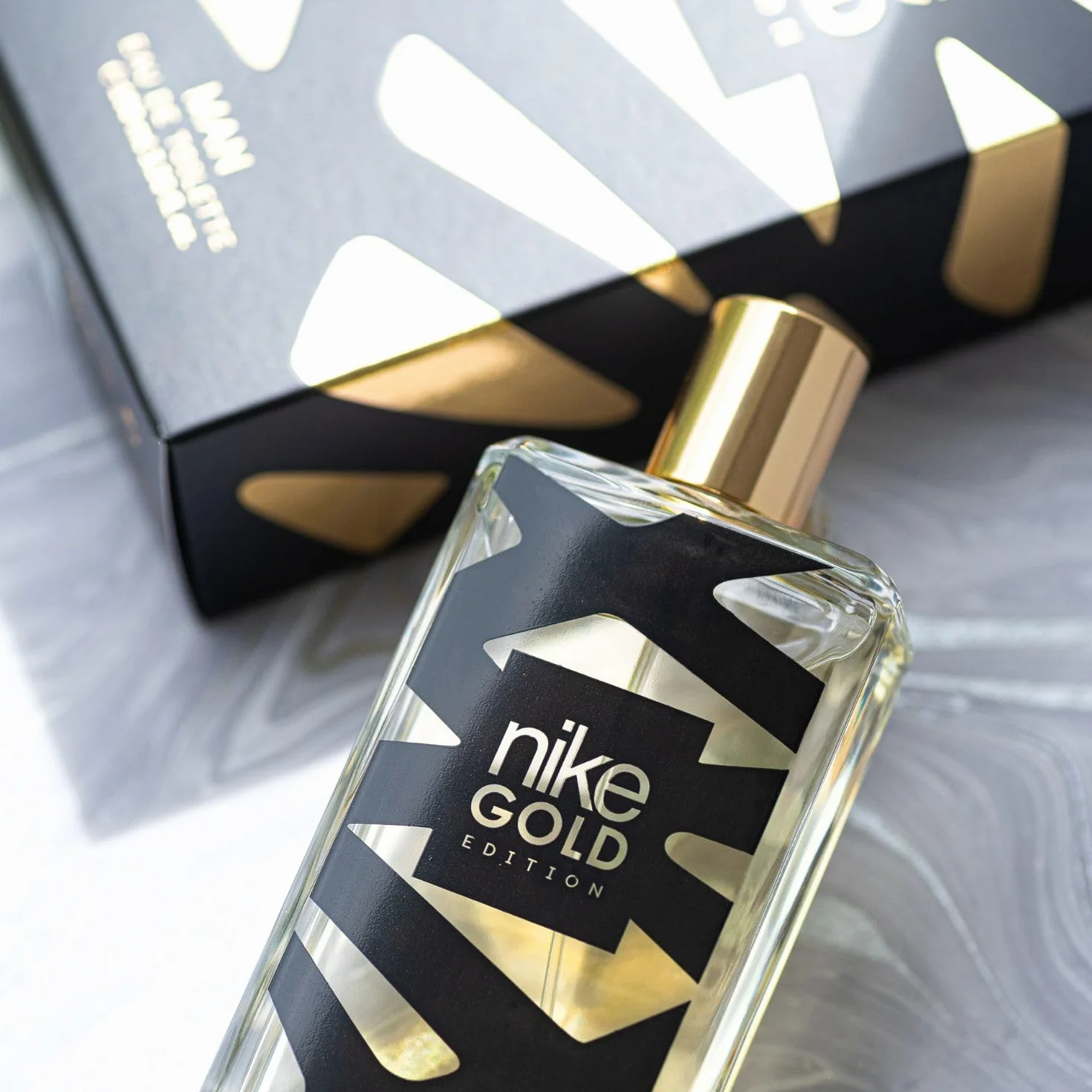 NIKE Gold Edition Colonia 100 ml After Shave 75 ml Gel de Baño 75 ml Estuche Regalo Hombre Eau de Toilette Masculina