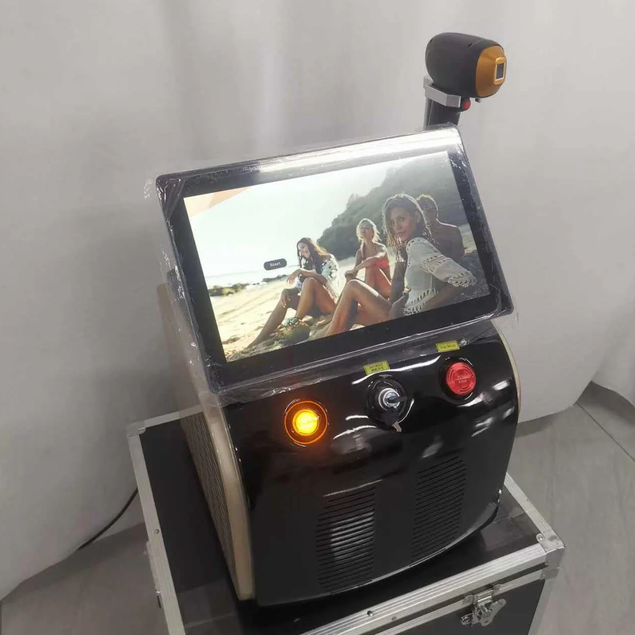Máquina de Depilación Láser Diodo 808 nm 4000W 3 Longitudes de Onda Sistema de Enfriamiento