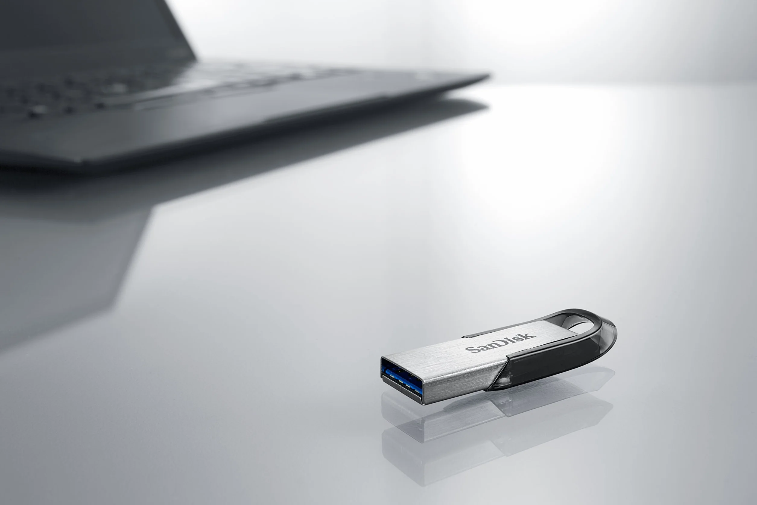 SanDisk Ultra Flair Pendrive 128 GB USB 3.0 Negro