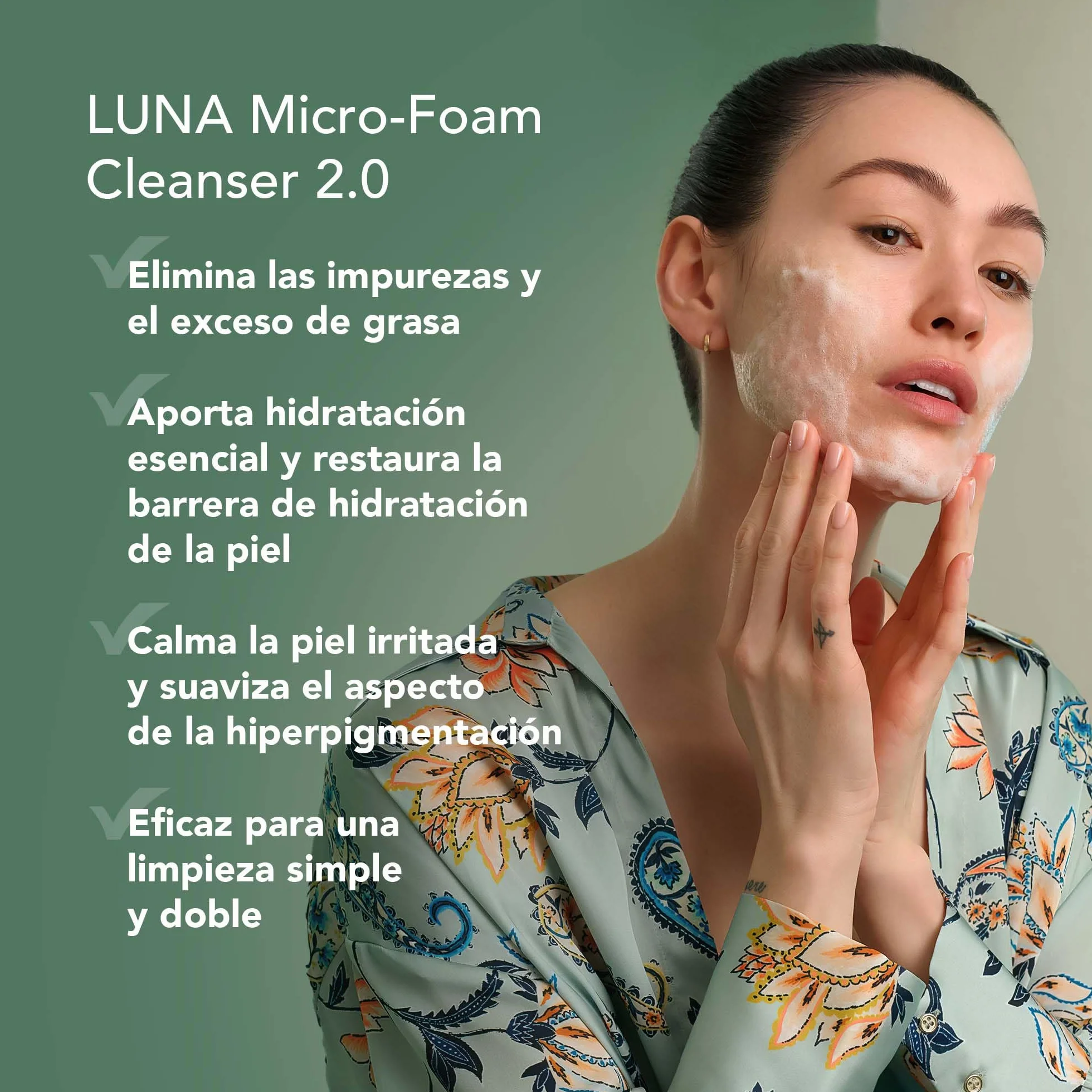 FOREO LUNA 4 go Cepillo de limpieza facial y masajeador reafirmante