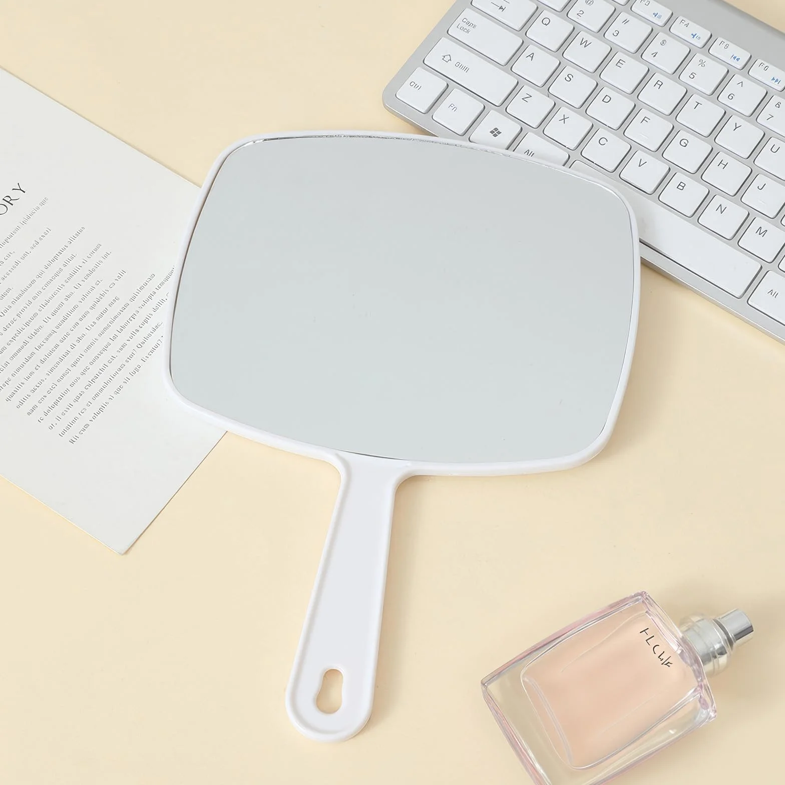 Espejo de Mano Profesional con Mango Ergonómico para Maquillaje y Afeitado