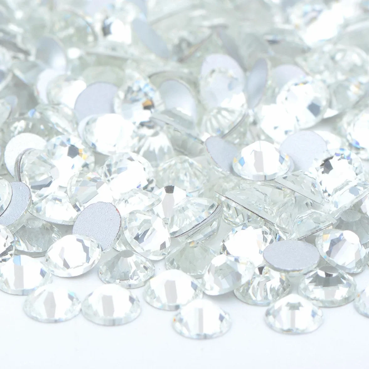 Bulk 100 Bruto SS6 8 10 12 16 20 30 Diamantes de imitación de Cristal con Parte Posterior Plana Negra Pegamento para decoración de uñas en Piedra Strass-31 Citrino-ss30 20gr 2880pcs