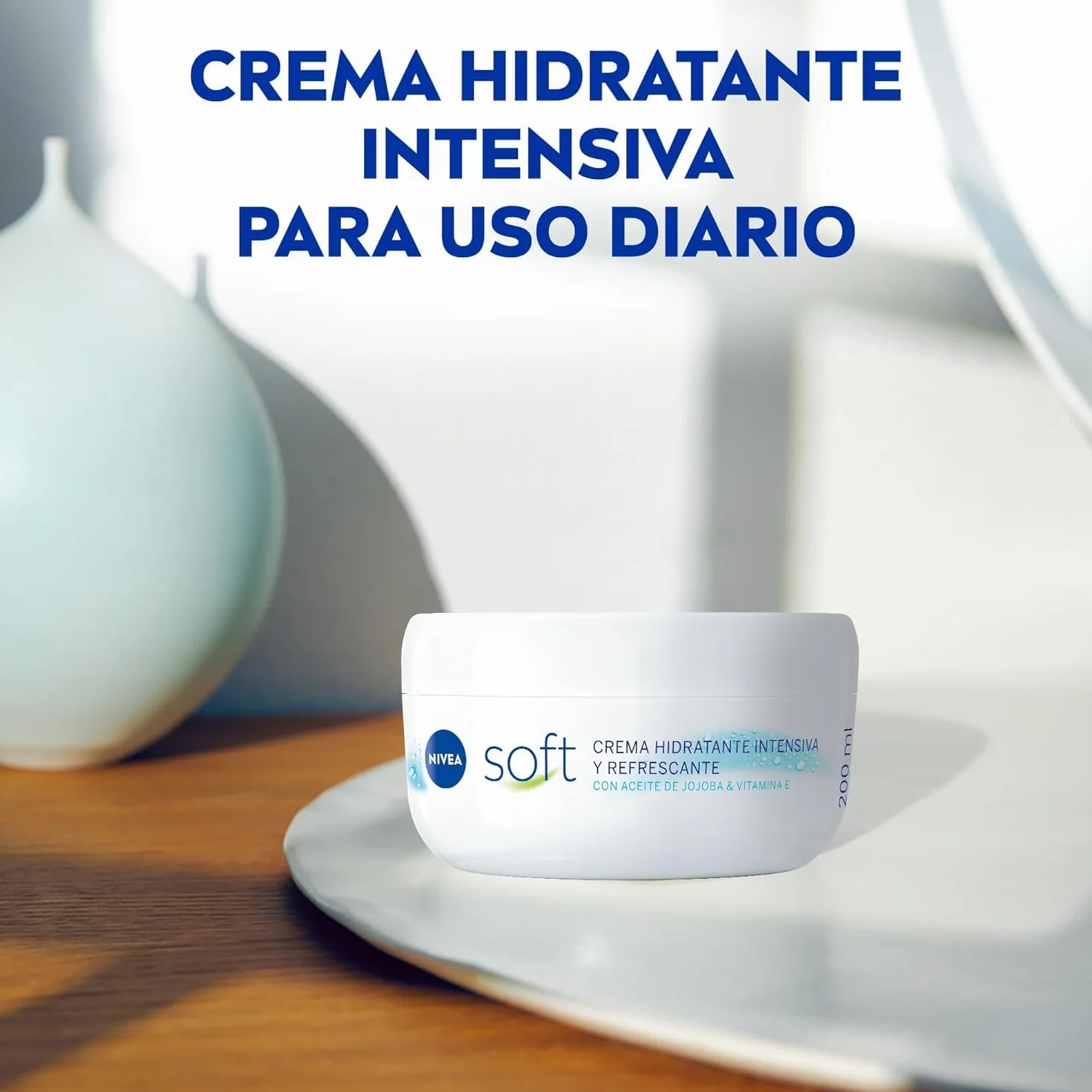 NIVEA Soft Crema Hidratante Intensiva 500 ml con Aceite de Jojoba y Vitamina E para Cara, Cuerpo y Manos