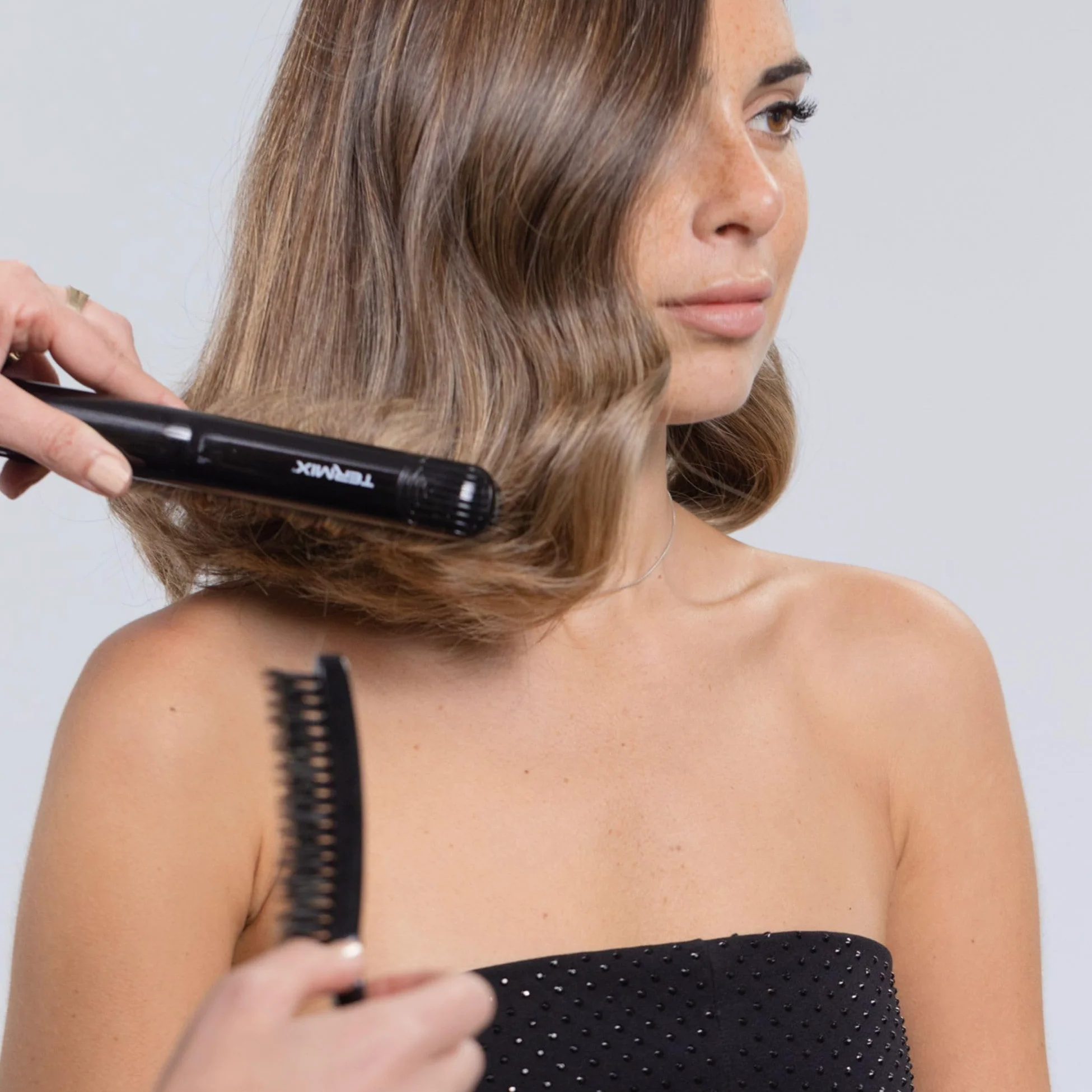 Termix Slim, Plancha de Pelo Profesional, Plancha Pelo con Nano Titanio, Temperatura Regulable 230ºC, Iones Negativos Beneficiosos para el Cabello